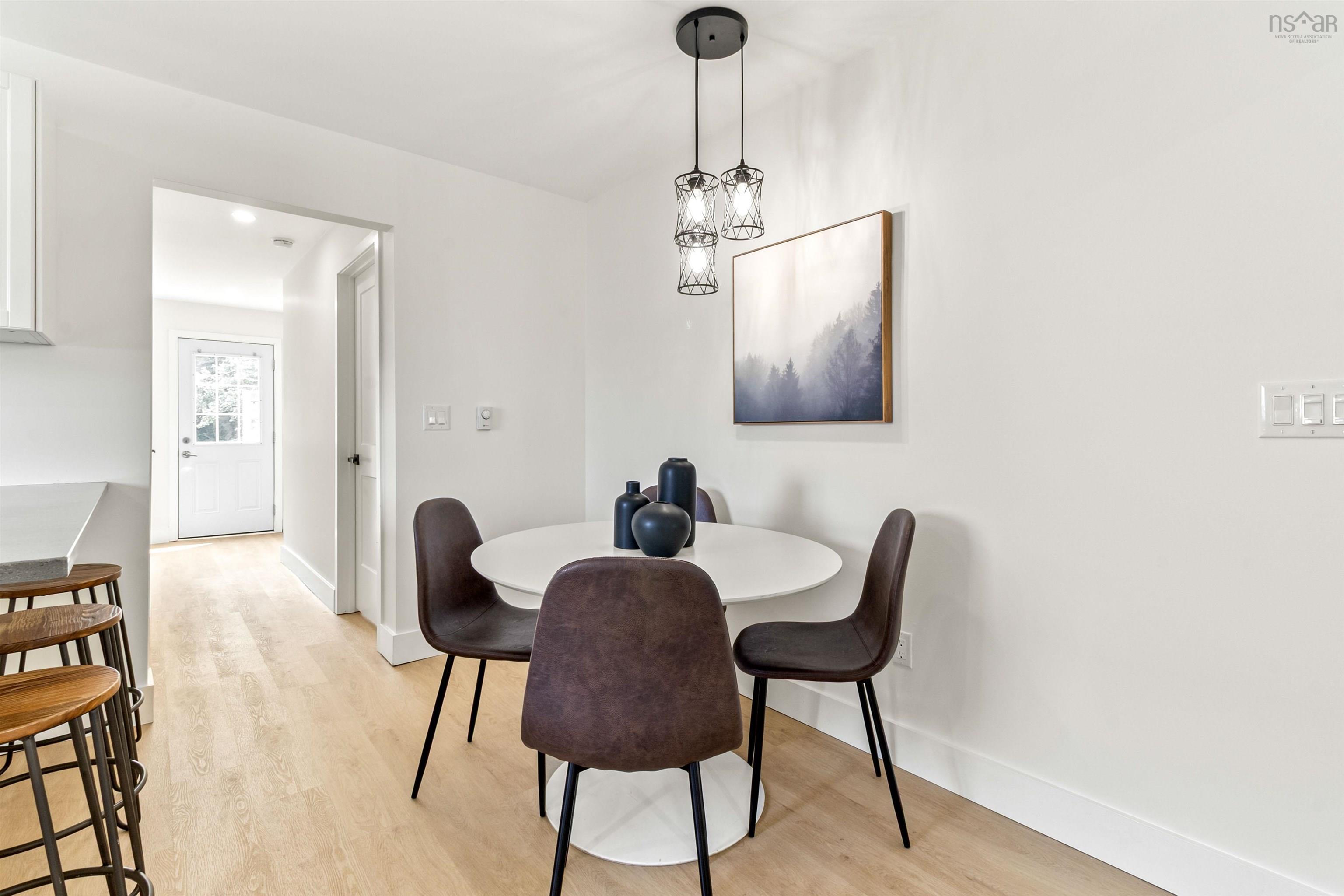 $649,900.00: 38 Frederick Avenue, Fairview