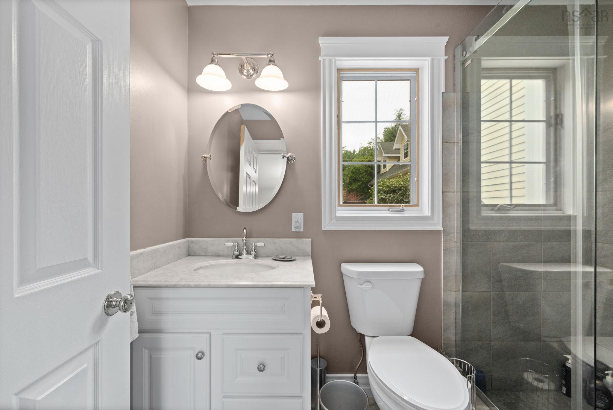 $990,000.00: 129 Town Road, Falmouth