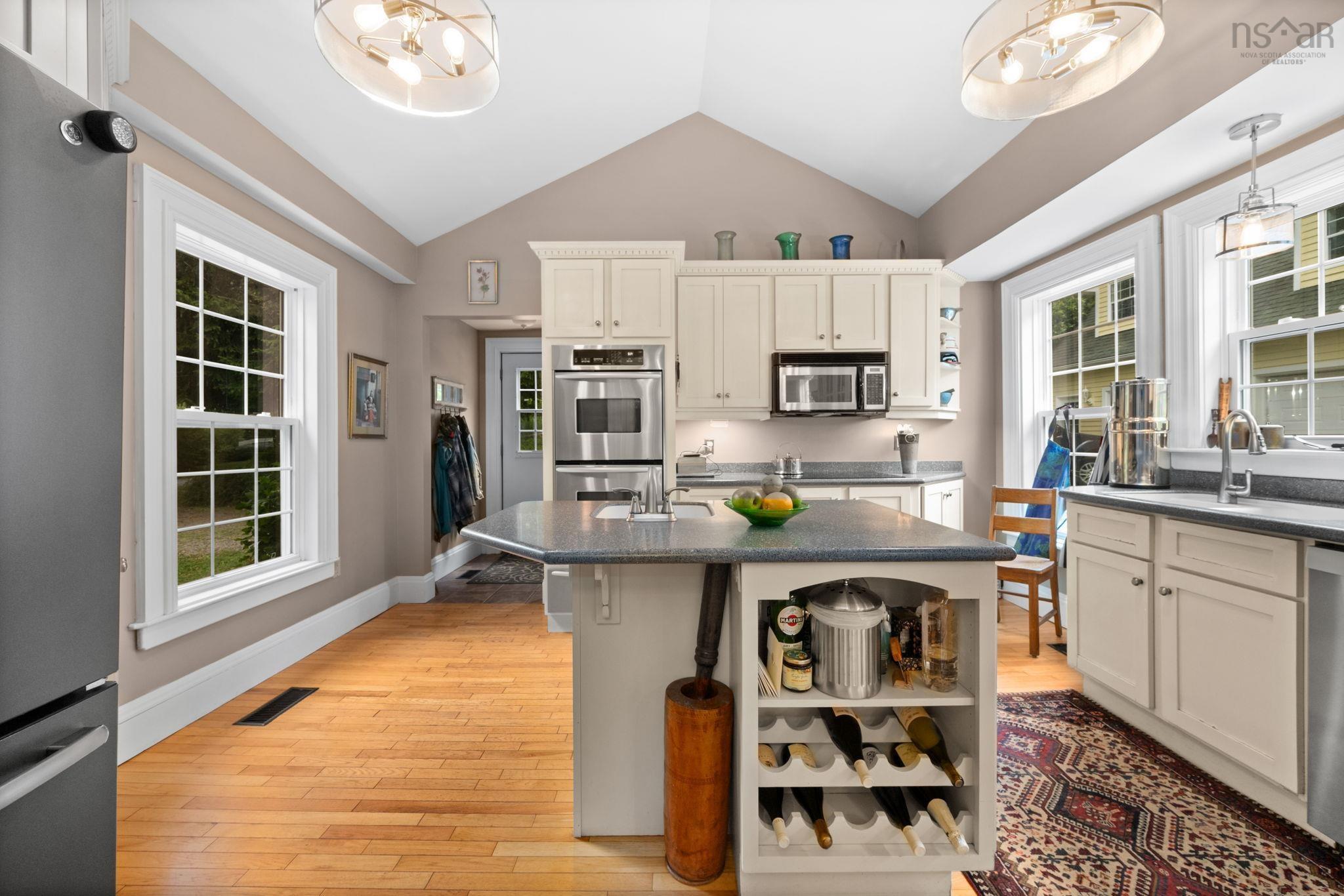 $990,000.00: 129 Town Road, Falmouth