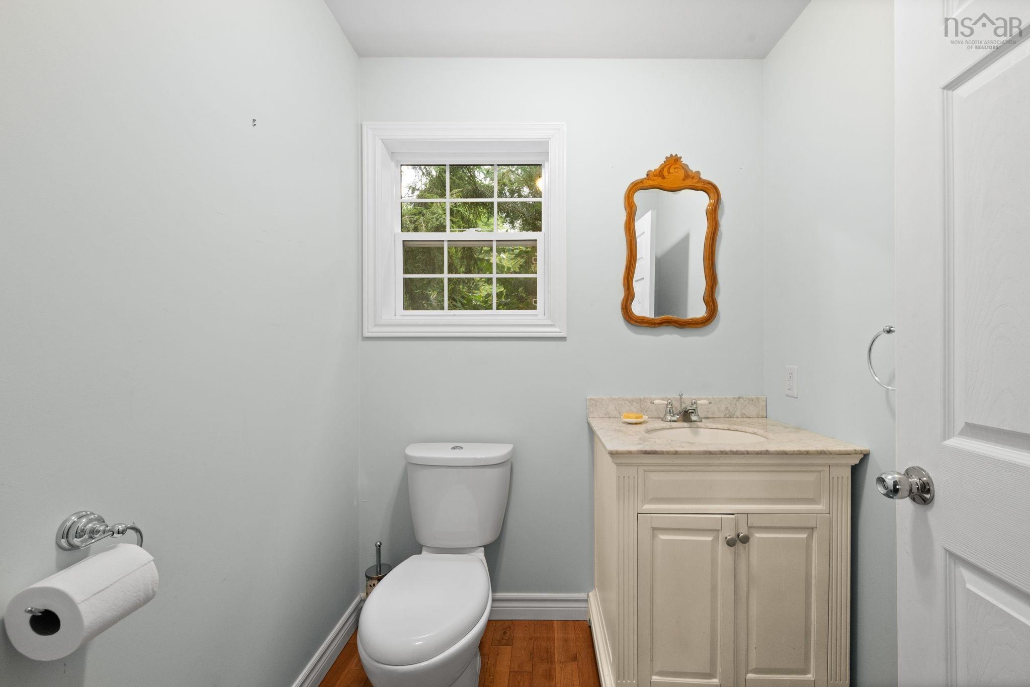 $990,000.00: 129 Town Road, Falmouth