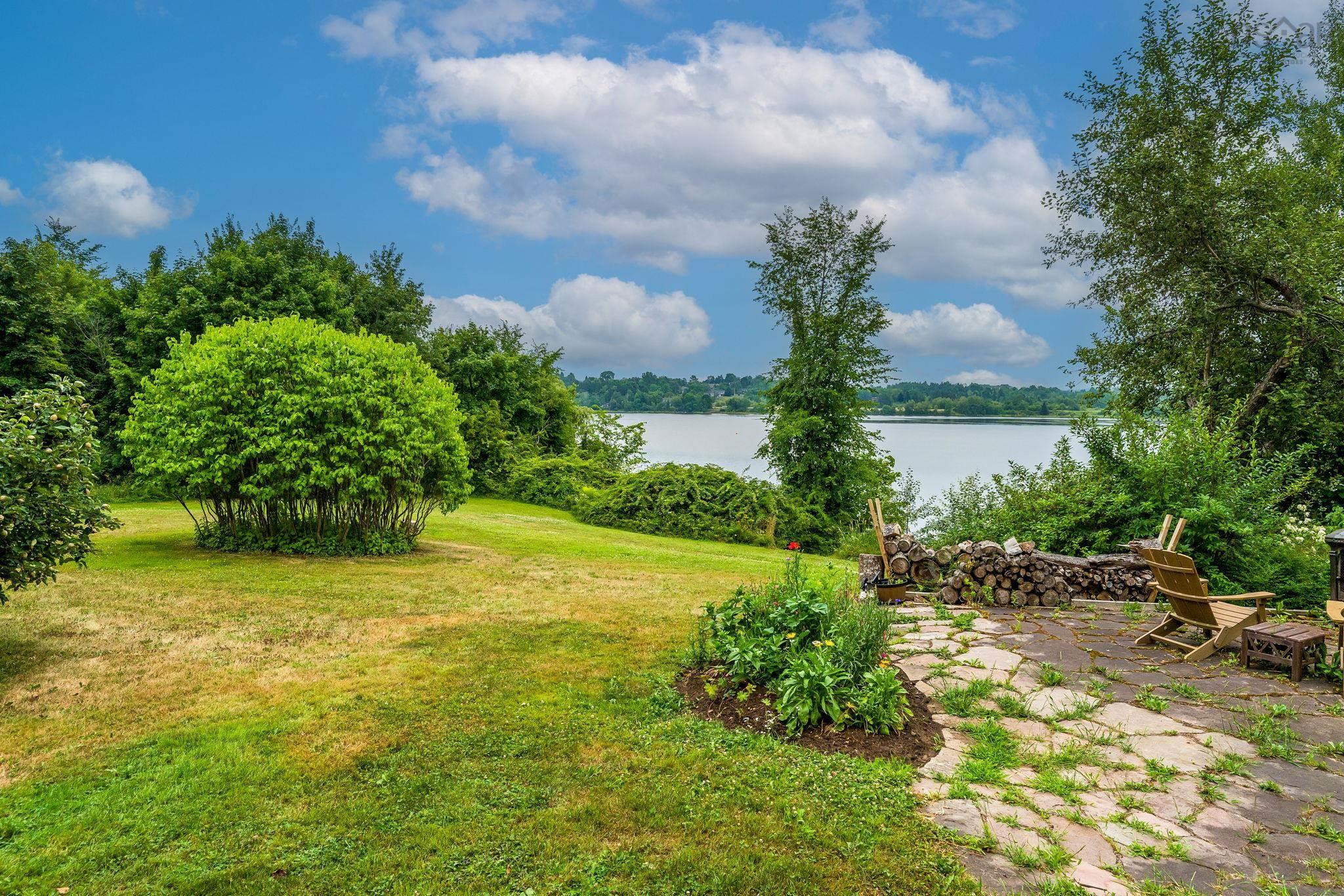 $990,000.00: 129 Town Road, Falmouth