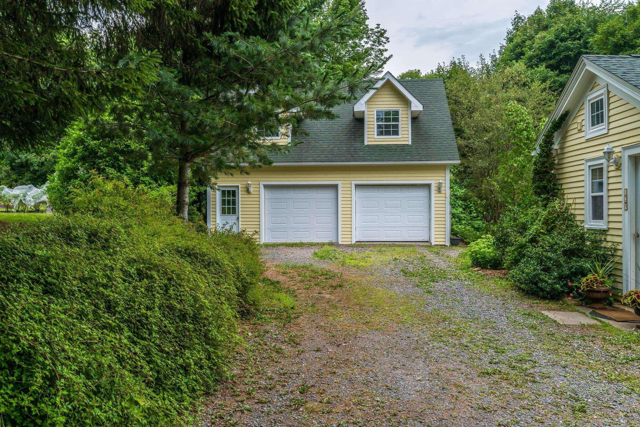 $990,000.00: 129 Town Road, Falmouth