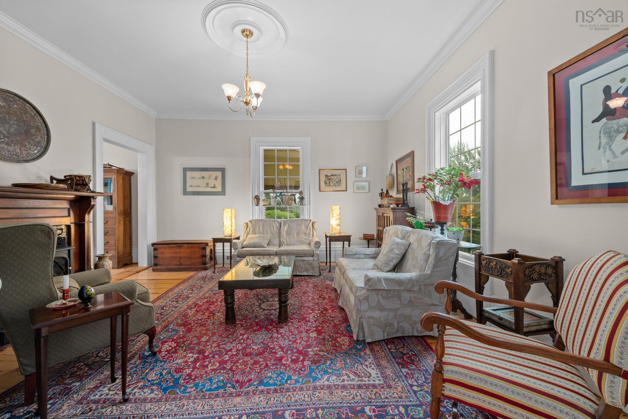 $990,000.00: 129 Town Road, Falmouth