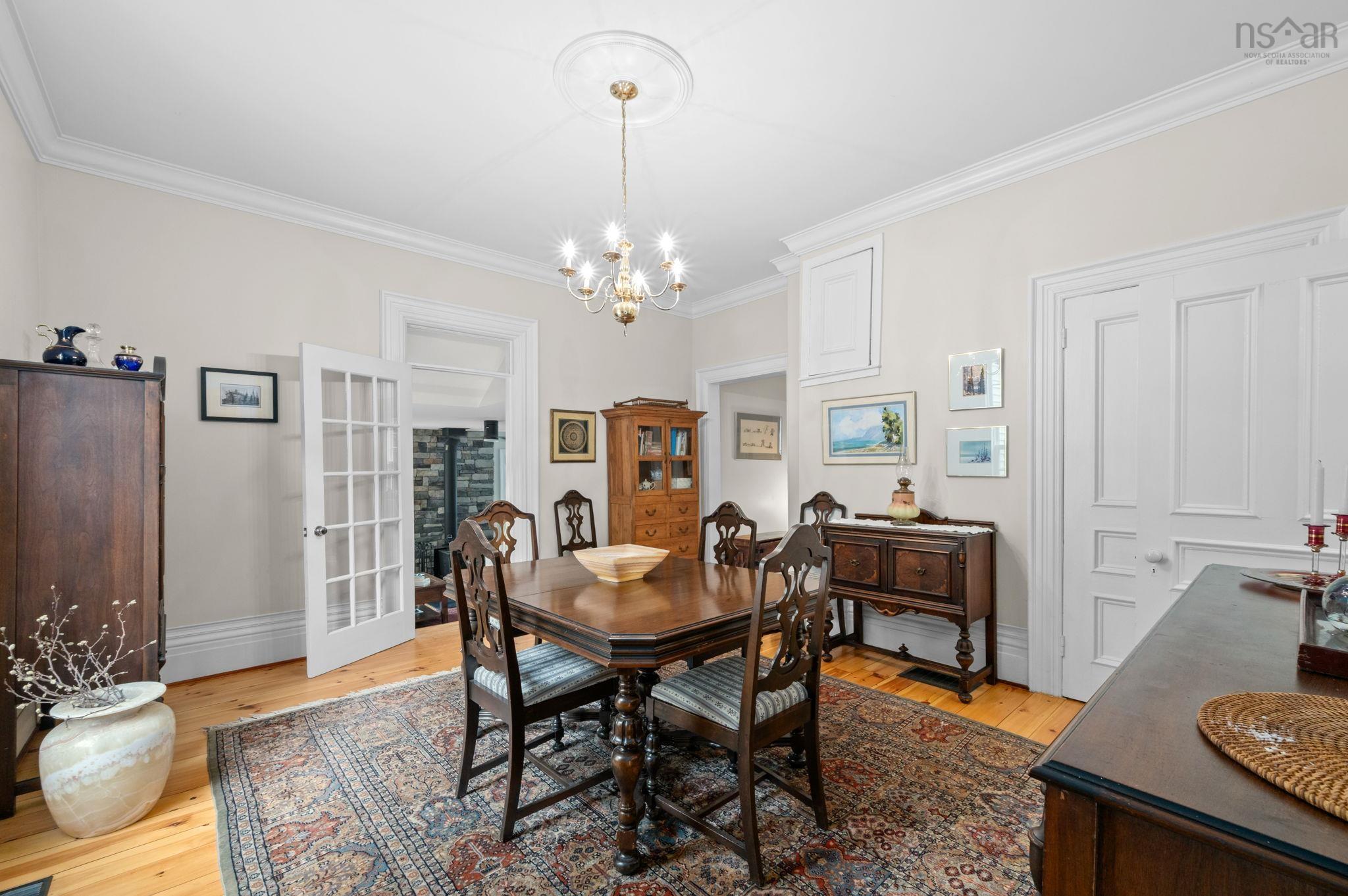 $990,000.00: 129 Town Road, Falmouth