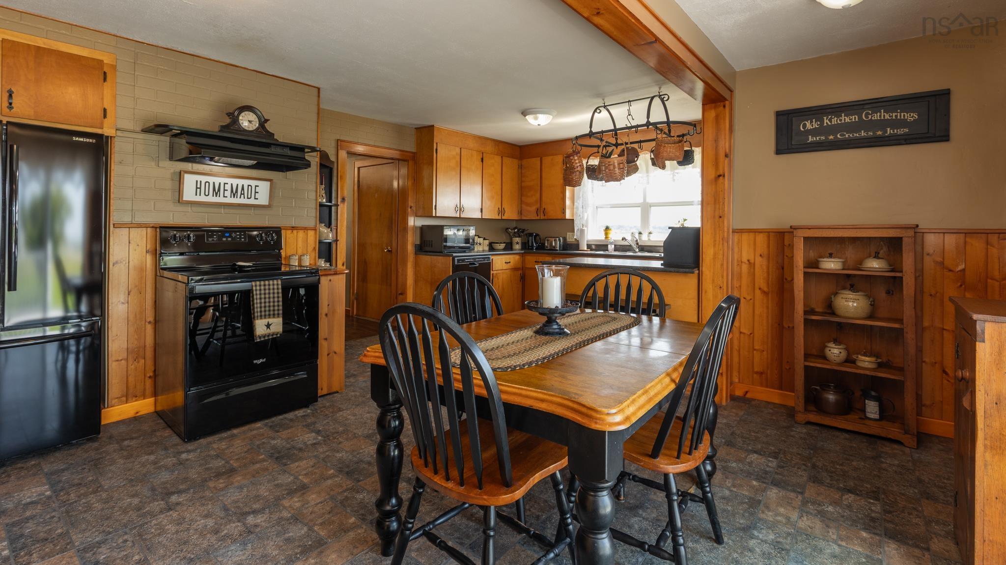 $599,900.00: 926 Highway 304, Overton