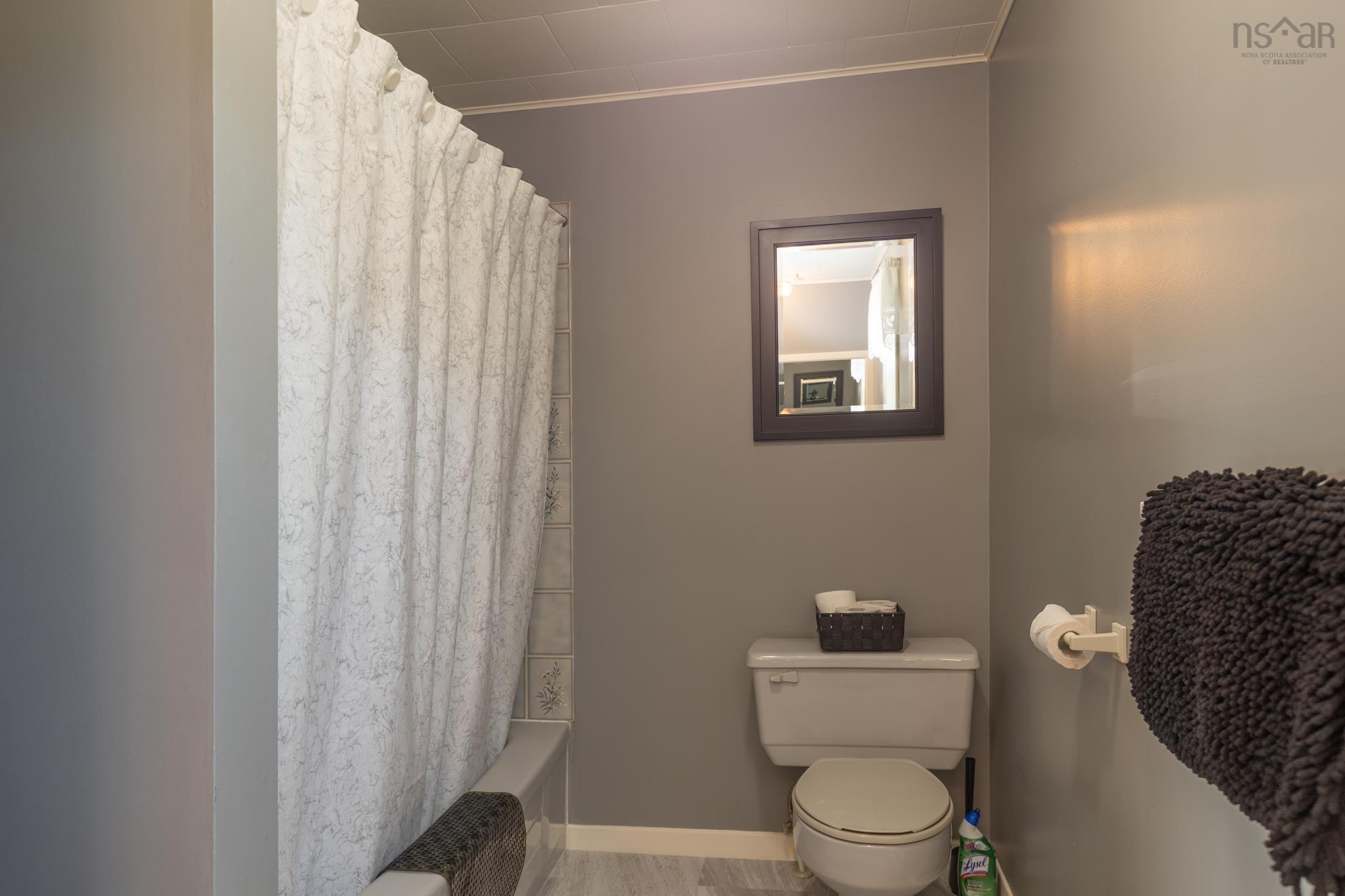 $599,900.00: 926 Highway 304, Overton