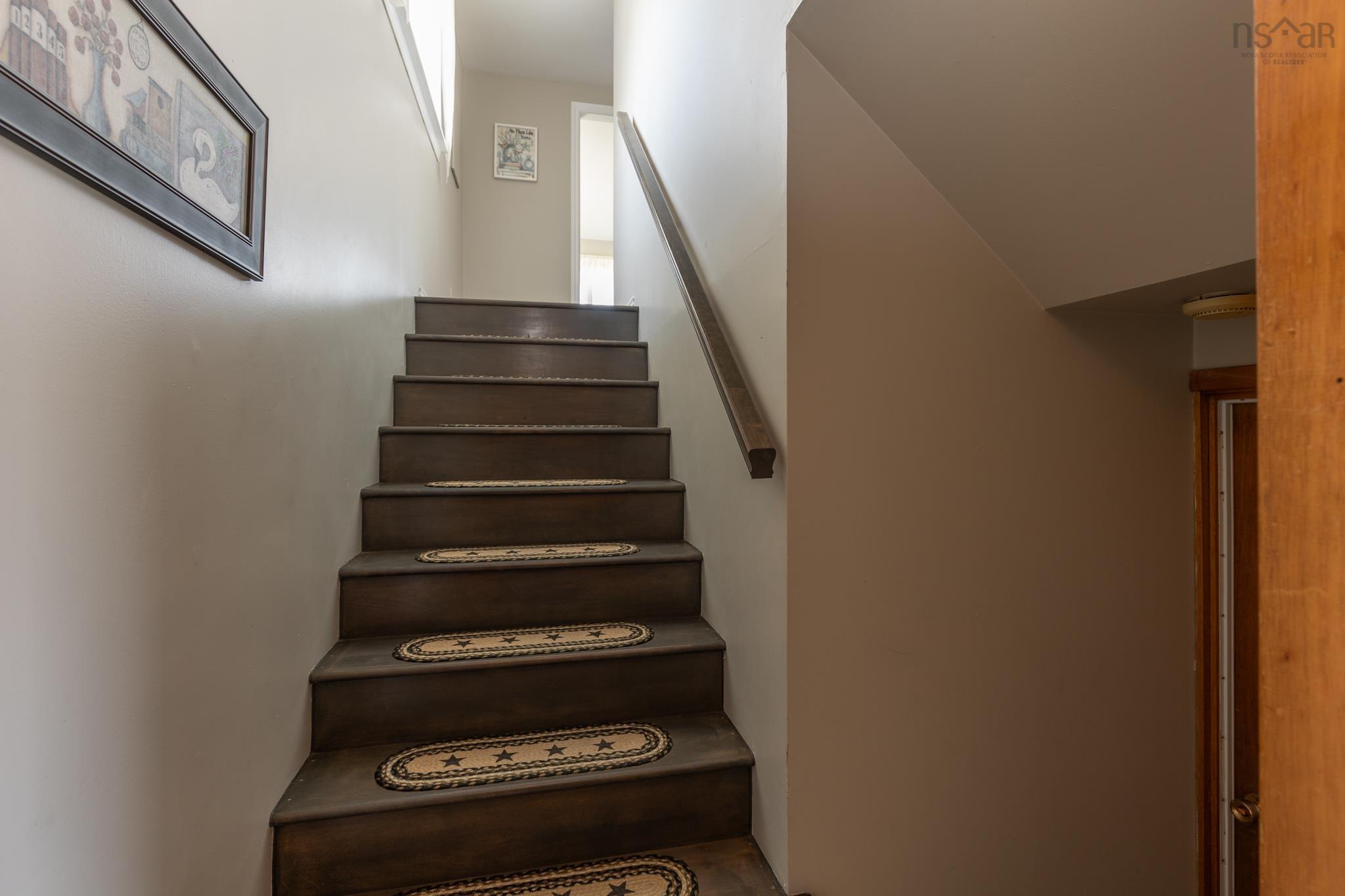 $599,900.00: 926 Highway 304, Overton