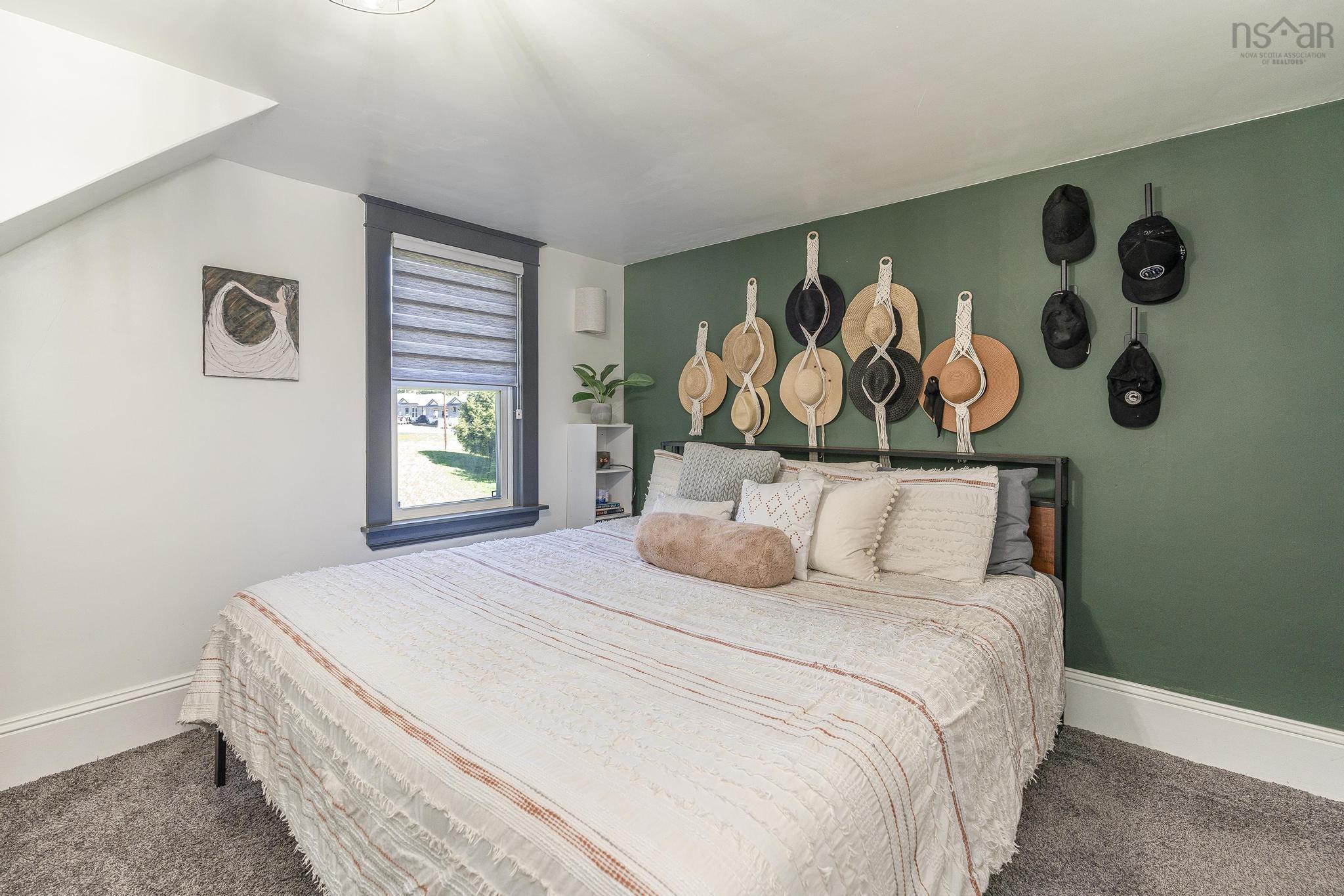 $374,900.00: 304 Aberdeen Road, Bridgewater