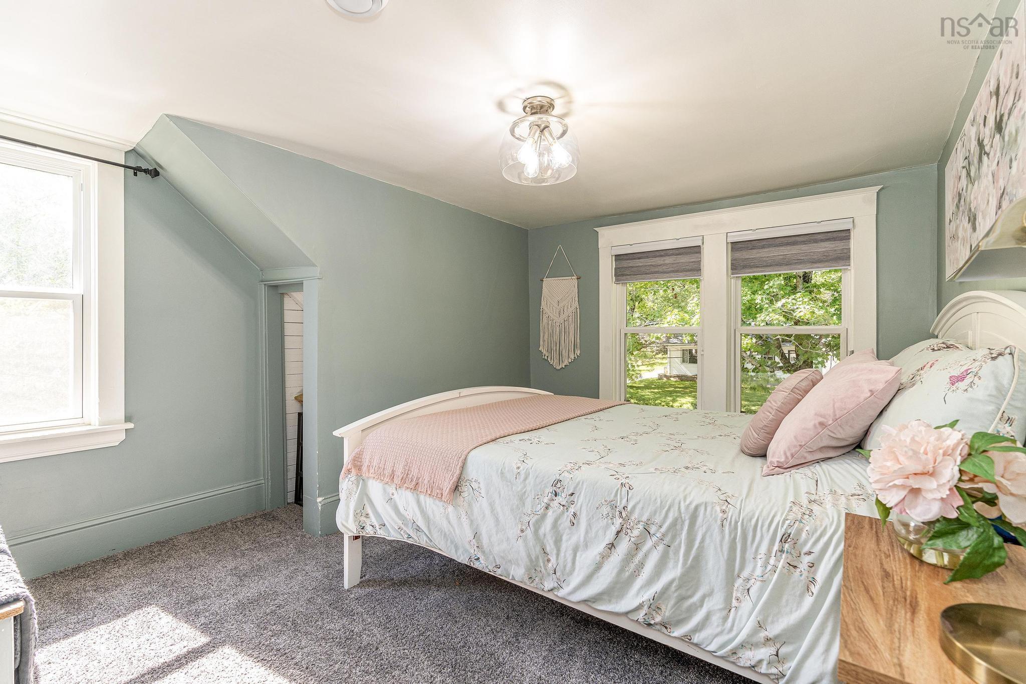 $374,900.00: 304 Aberdeen Road, Bridgewater