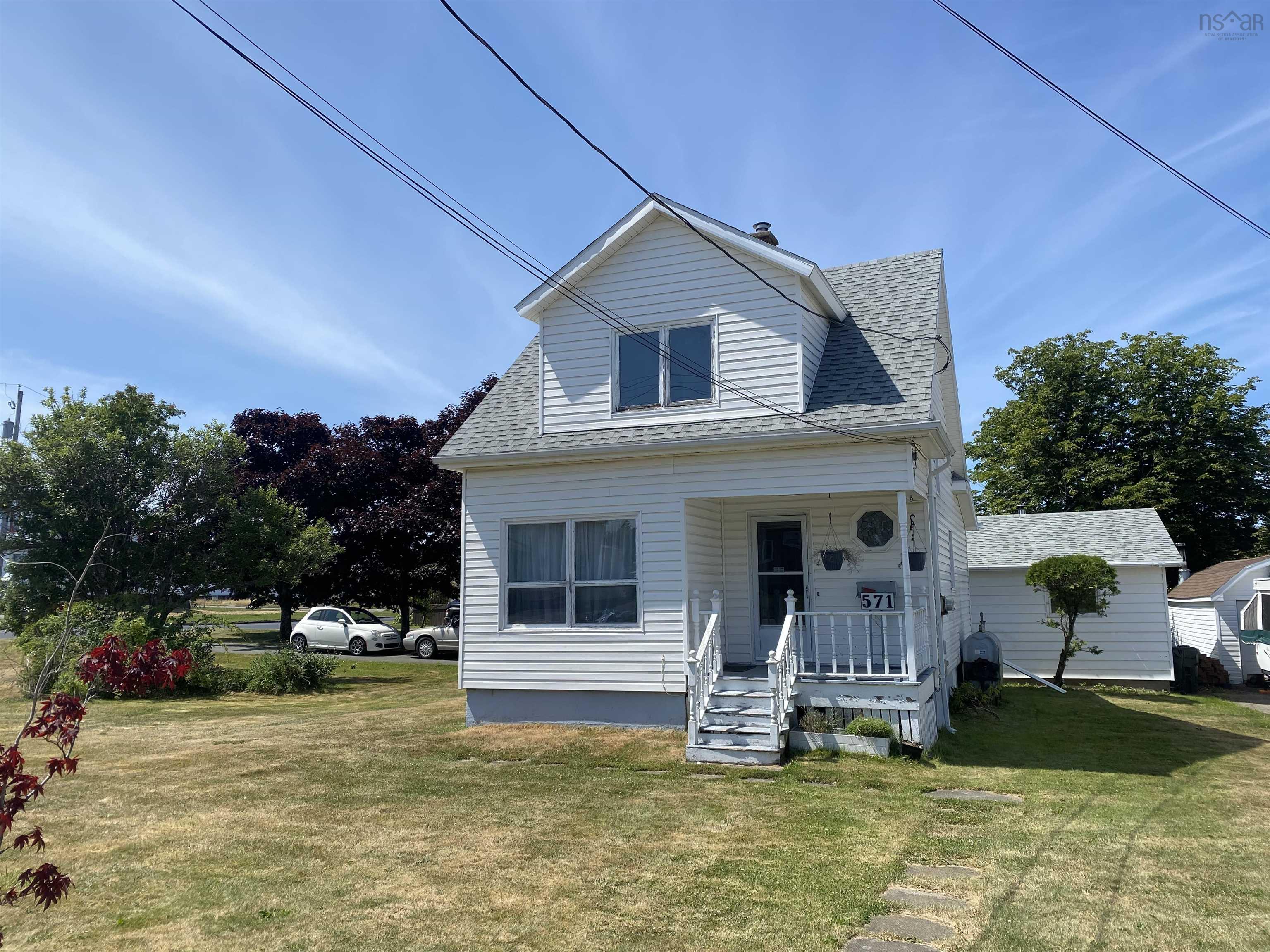 $129,900.00: 571 King Street, New Waterford