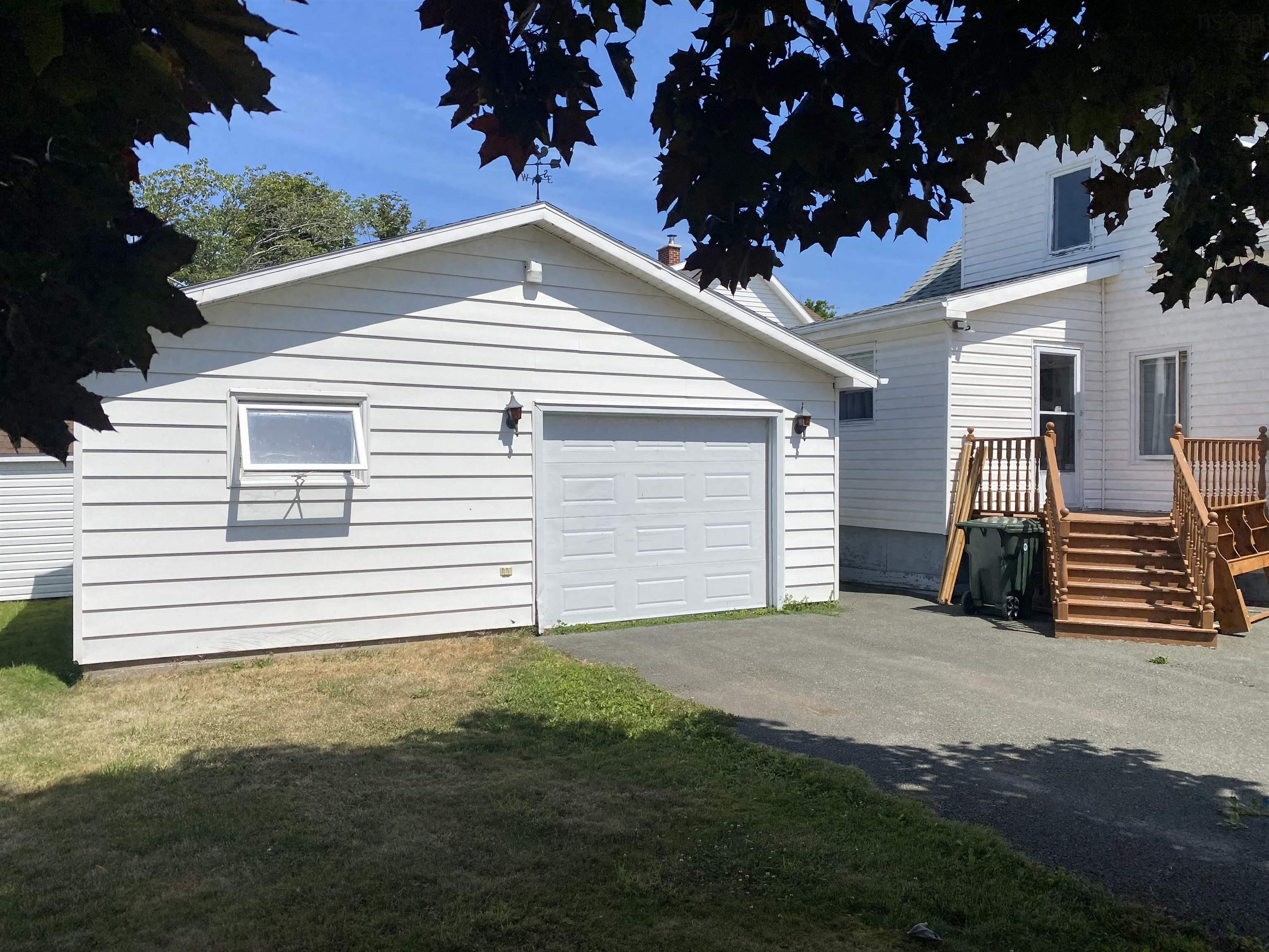 $129,900.00: 571 King Street, New Waterford