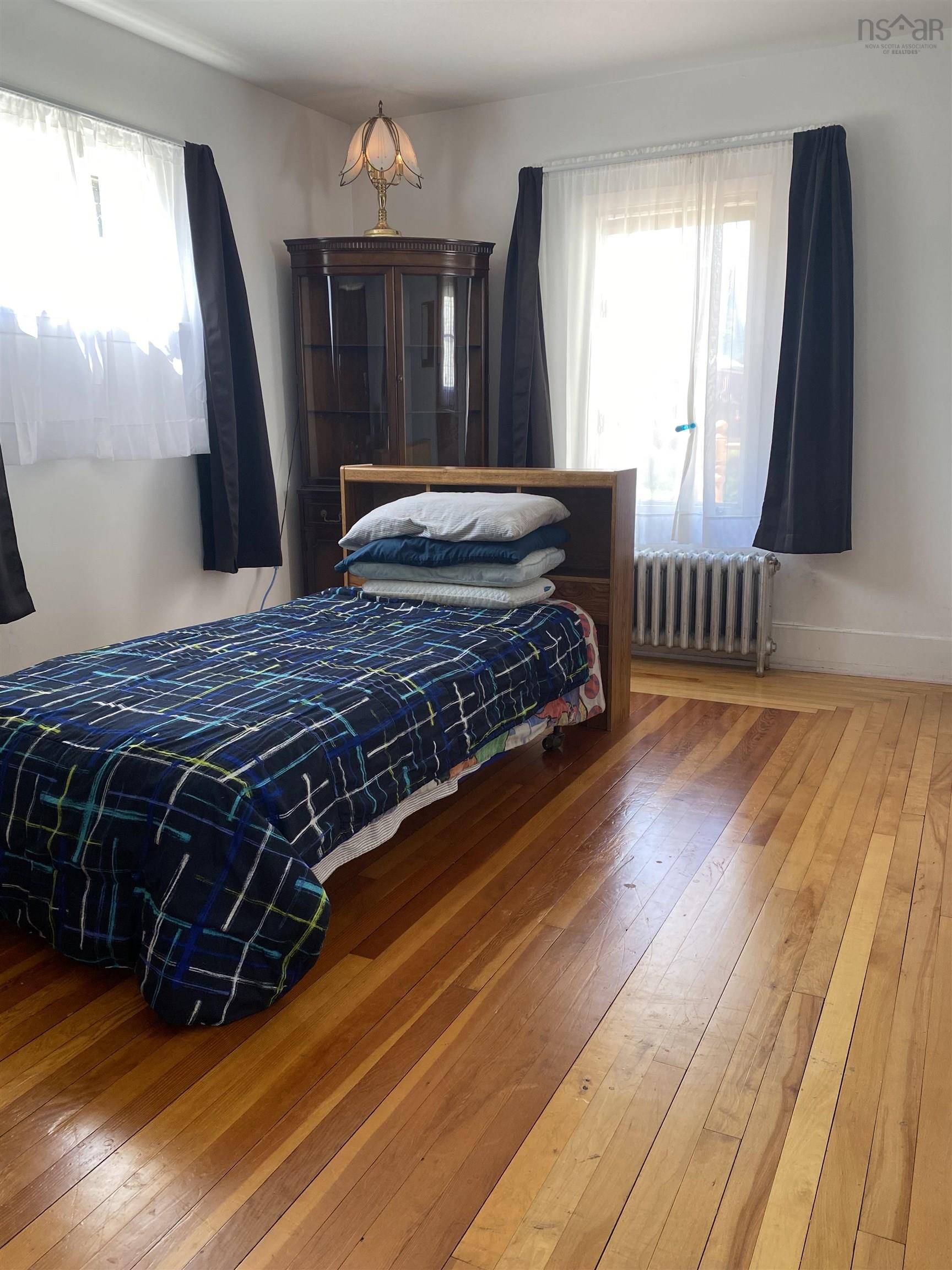 $129,900.00: 571 King Street, New Waterford