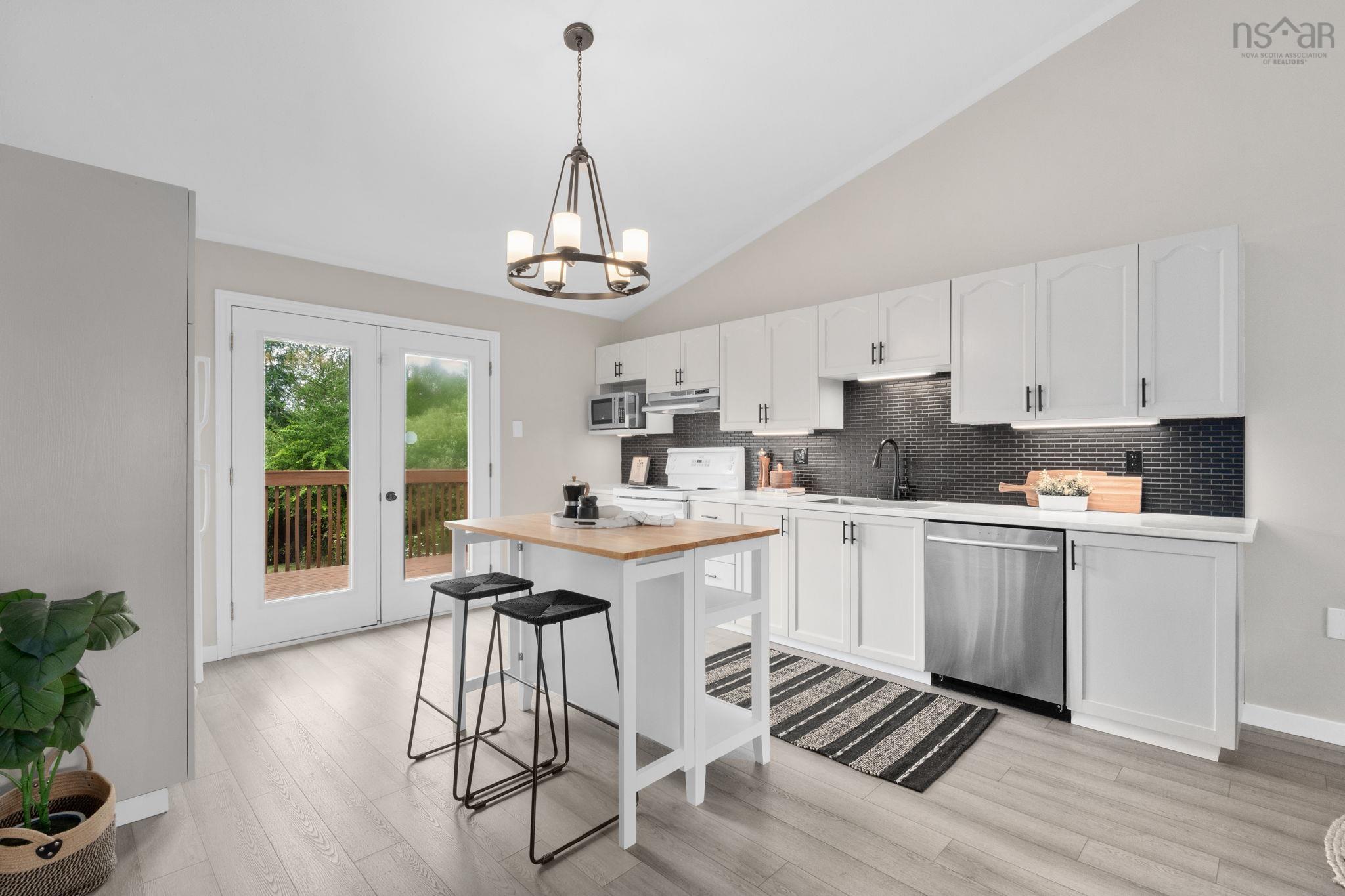 $425,000.00: 31 Brookview Drive, Cole Harbour