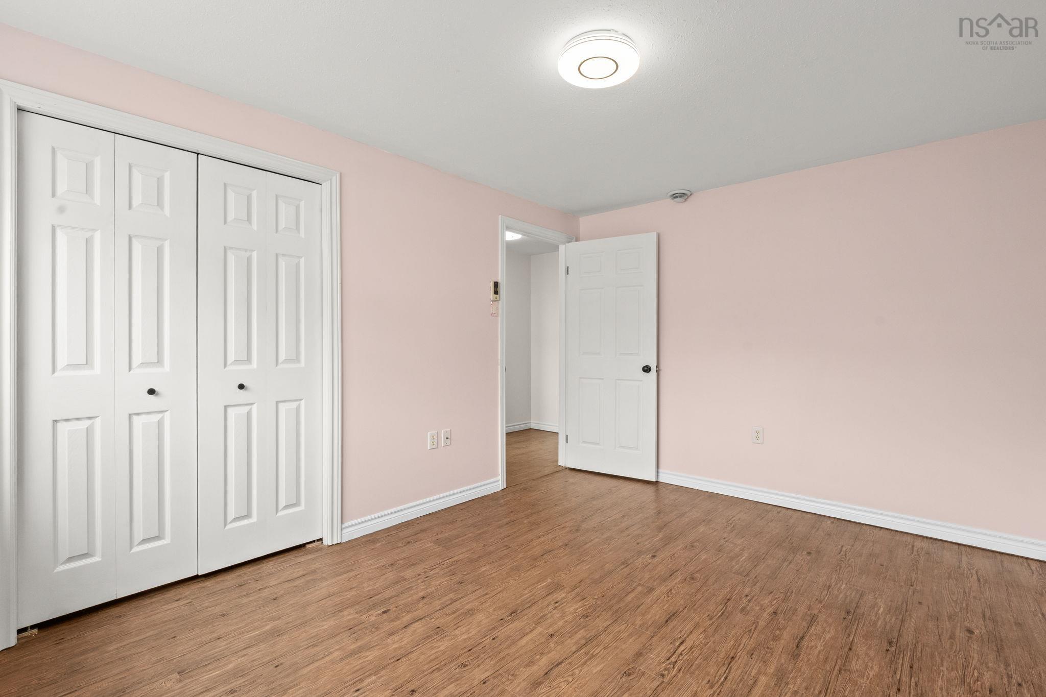 $425,000.00: 31 Brookview Drive, Cole Harbour