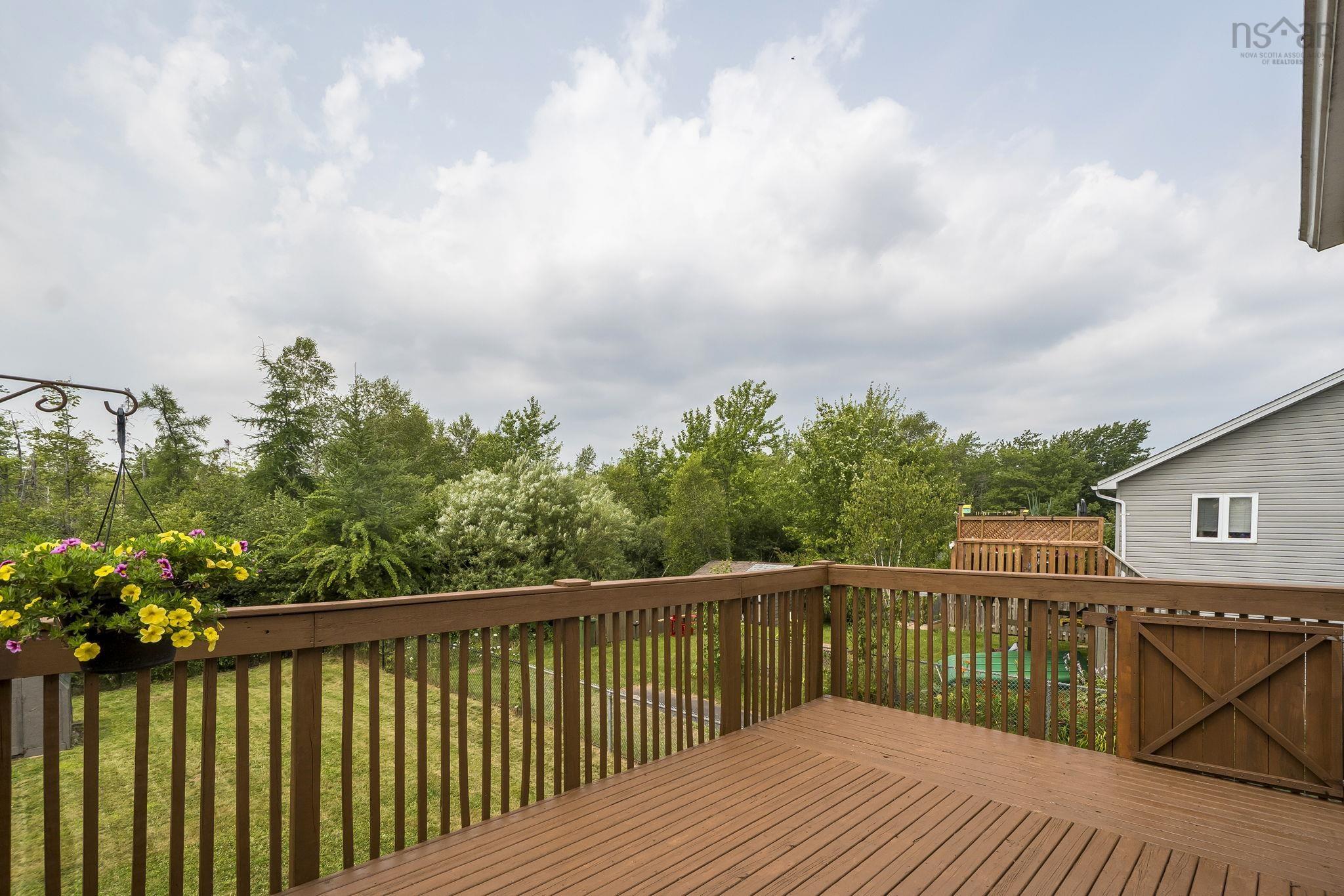 $425,000.00: 31 Brookview Drive, Cole Harbour