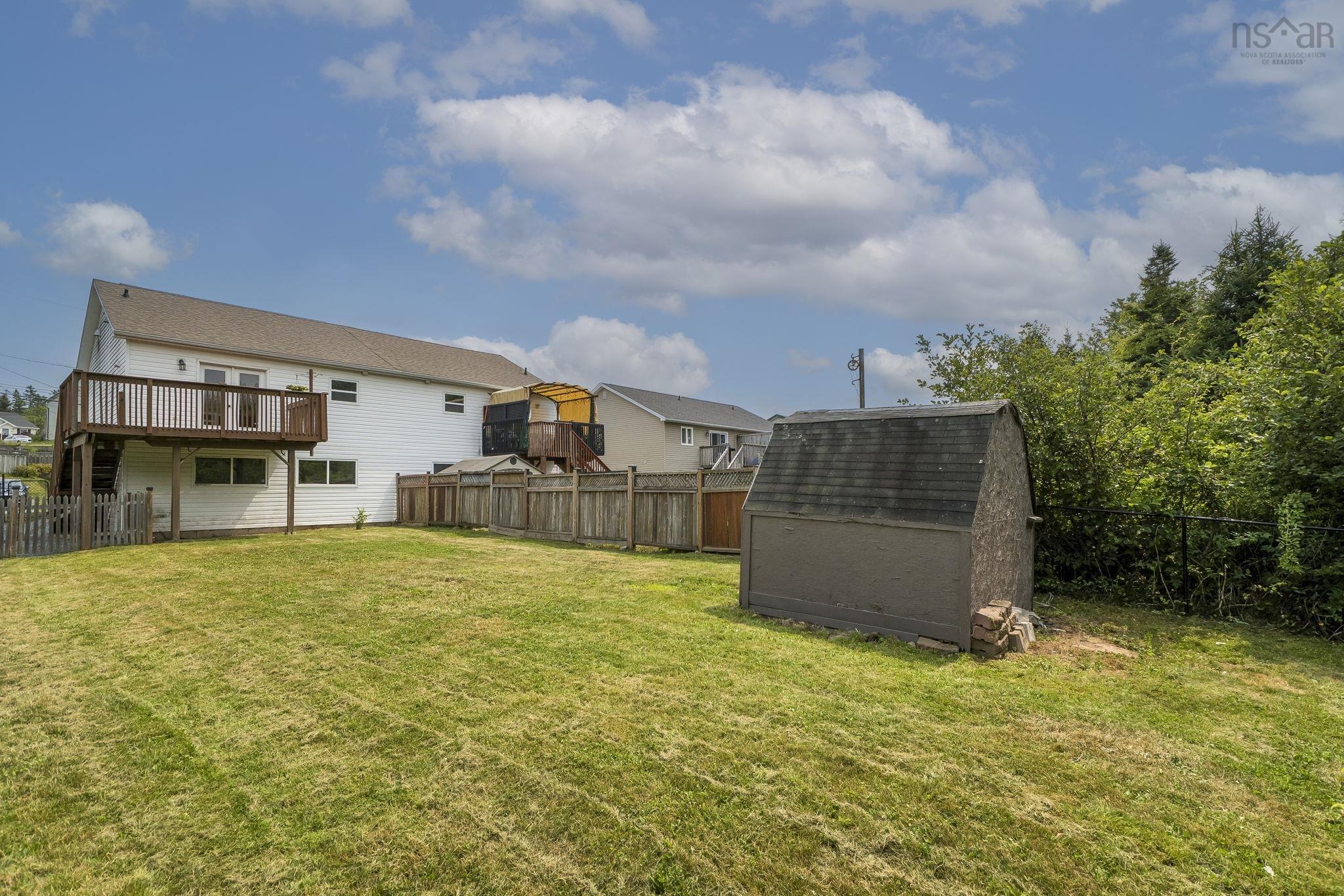 $425,000.00: 31 Brookview Drive, Cole Harbour