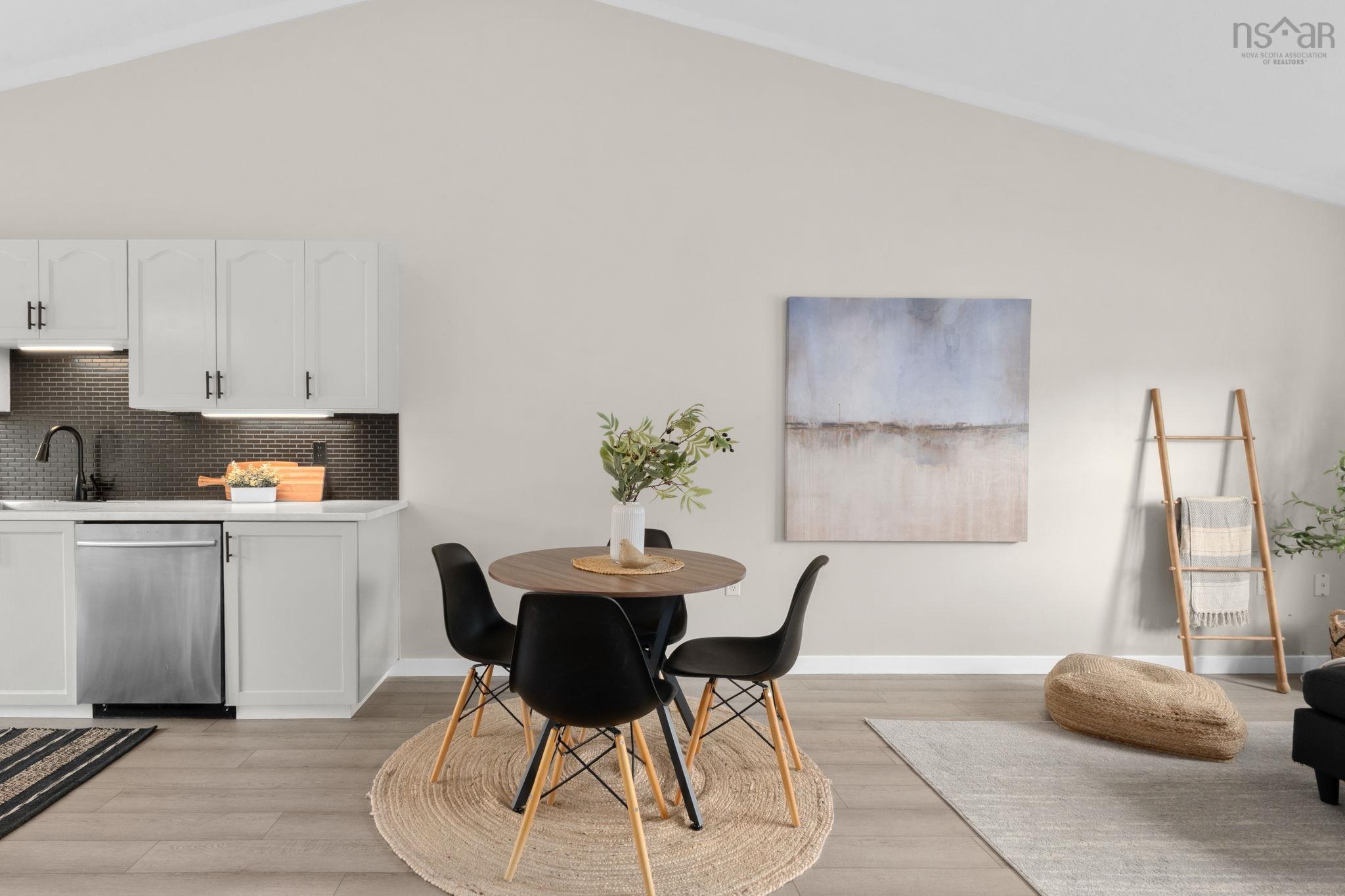 $425,000.00: 31 Brookview Drive, Cole Harbour