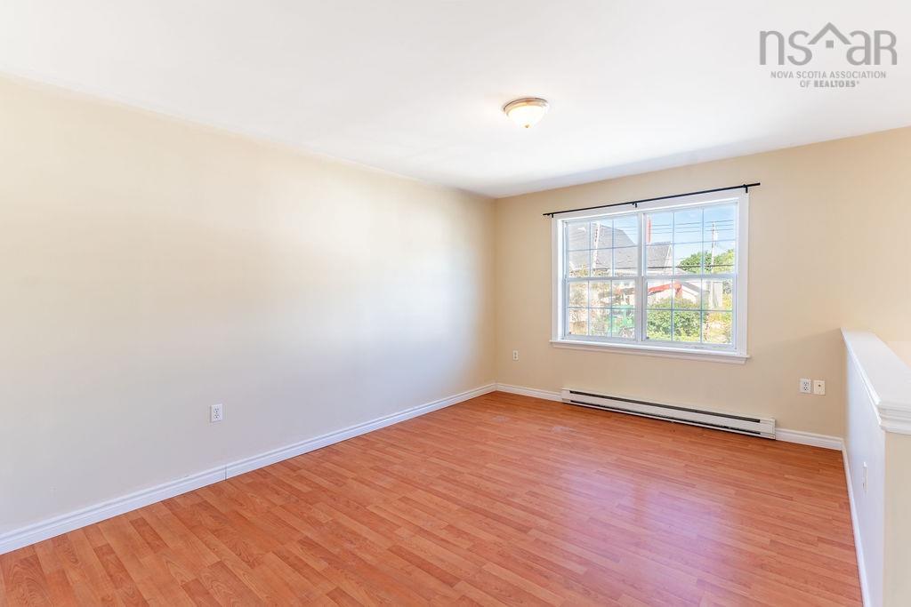 $389,900.00: 14 Everette Street, Woodside