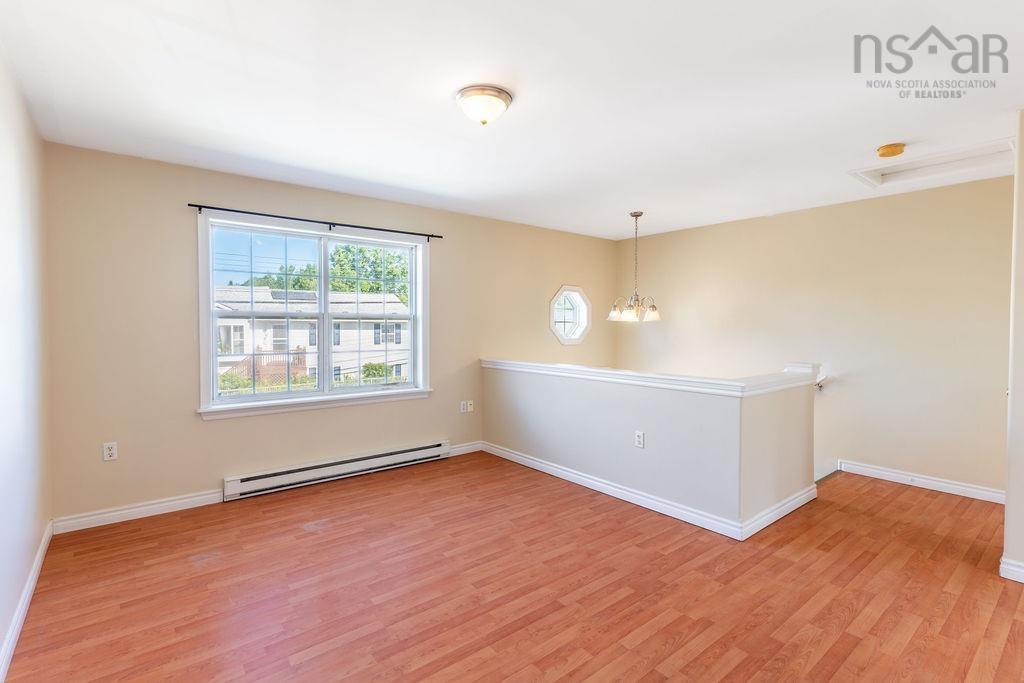 $389,900.00: 14 Everette Street, Woodside