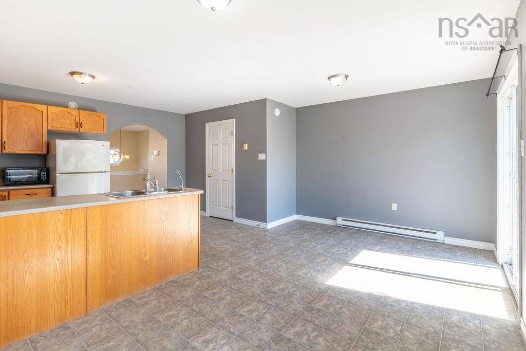 $389,900.00: 14 Everette Street, Woodside