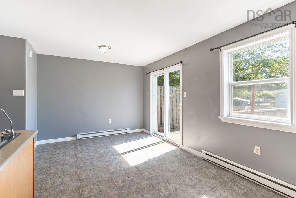 $389,900.00: 14 Everette Street, Woodside