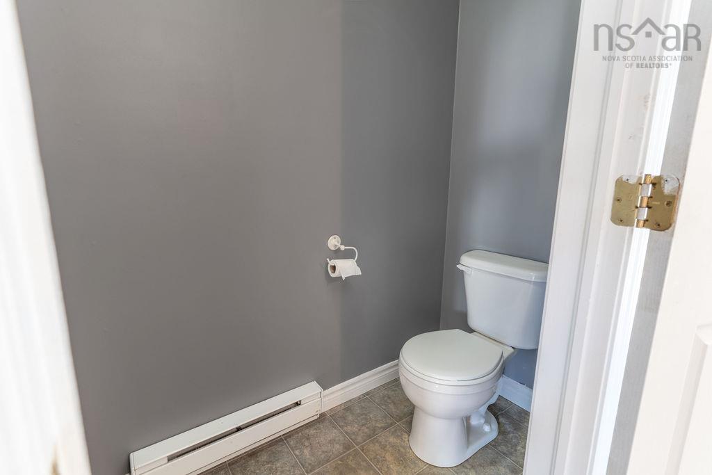 $389,900.00: 14 Everette Street, Woodside