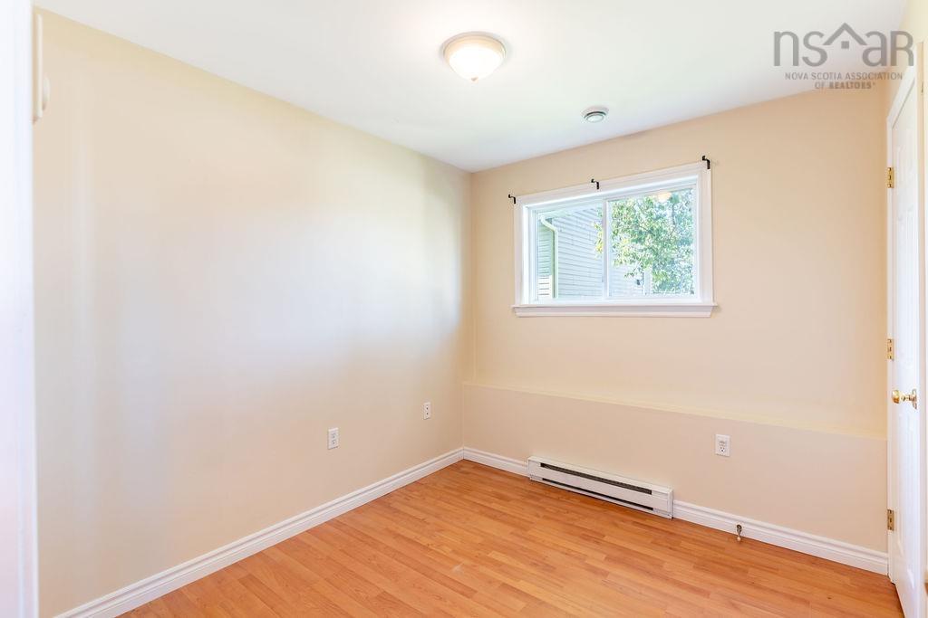 $389,900.00: 14 Everette Street, Woodside