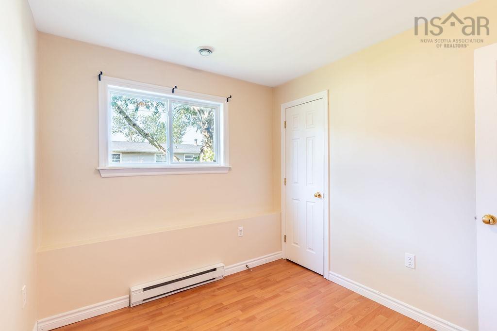 $389,900.00: 14 Everette Street, Woodside