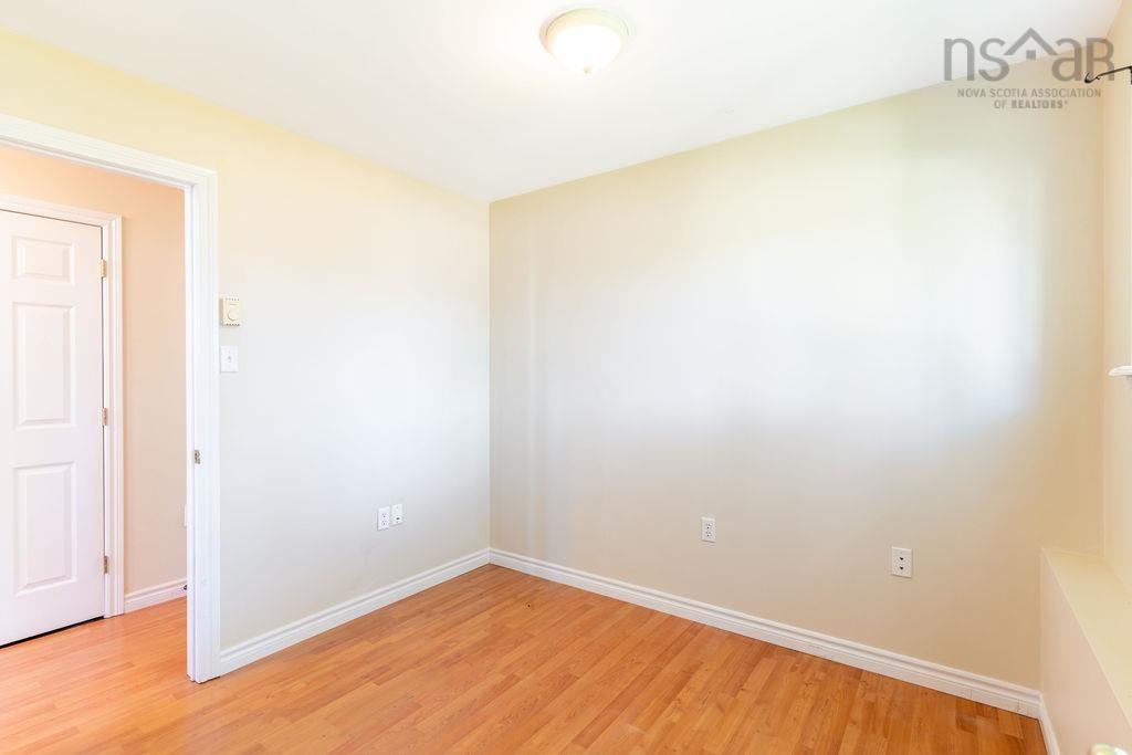 $389,900.00: 14 Everette Street, Woodside