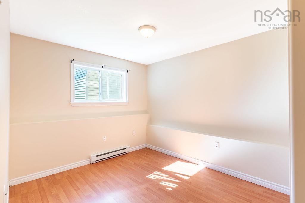 $389,900.00: 14 Everette Street, Woodside