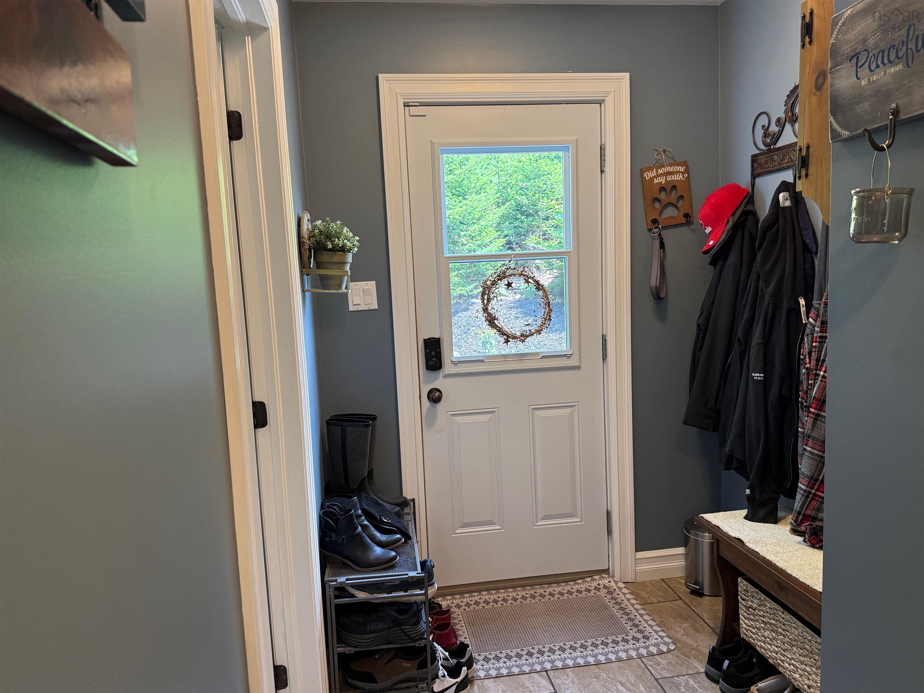 $749,900.00: 4 62 Western Point Lane, East Uniacke