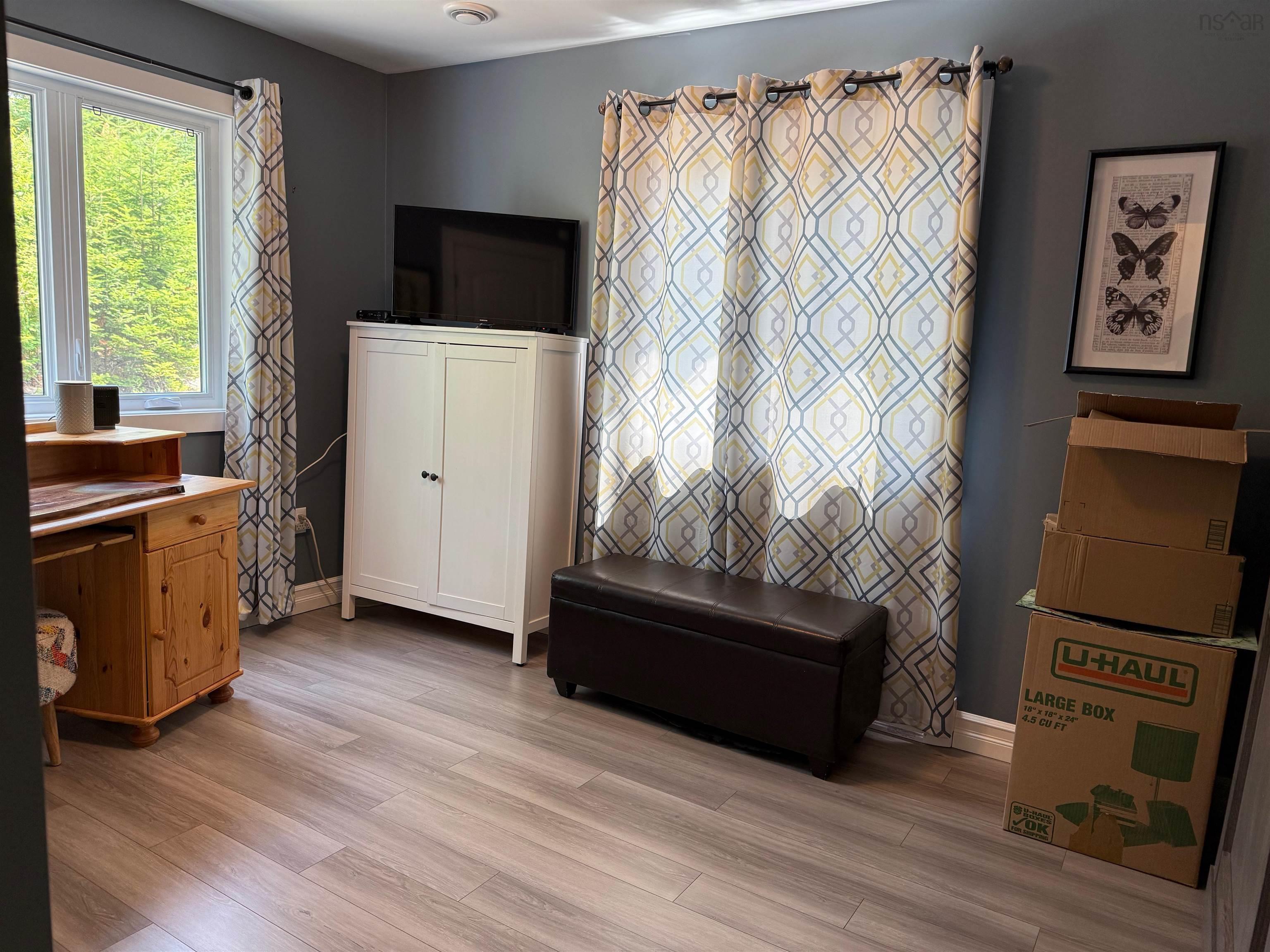 $749,900.00: 4 62 Western Point Lane, East Uniacke