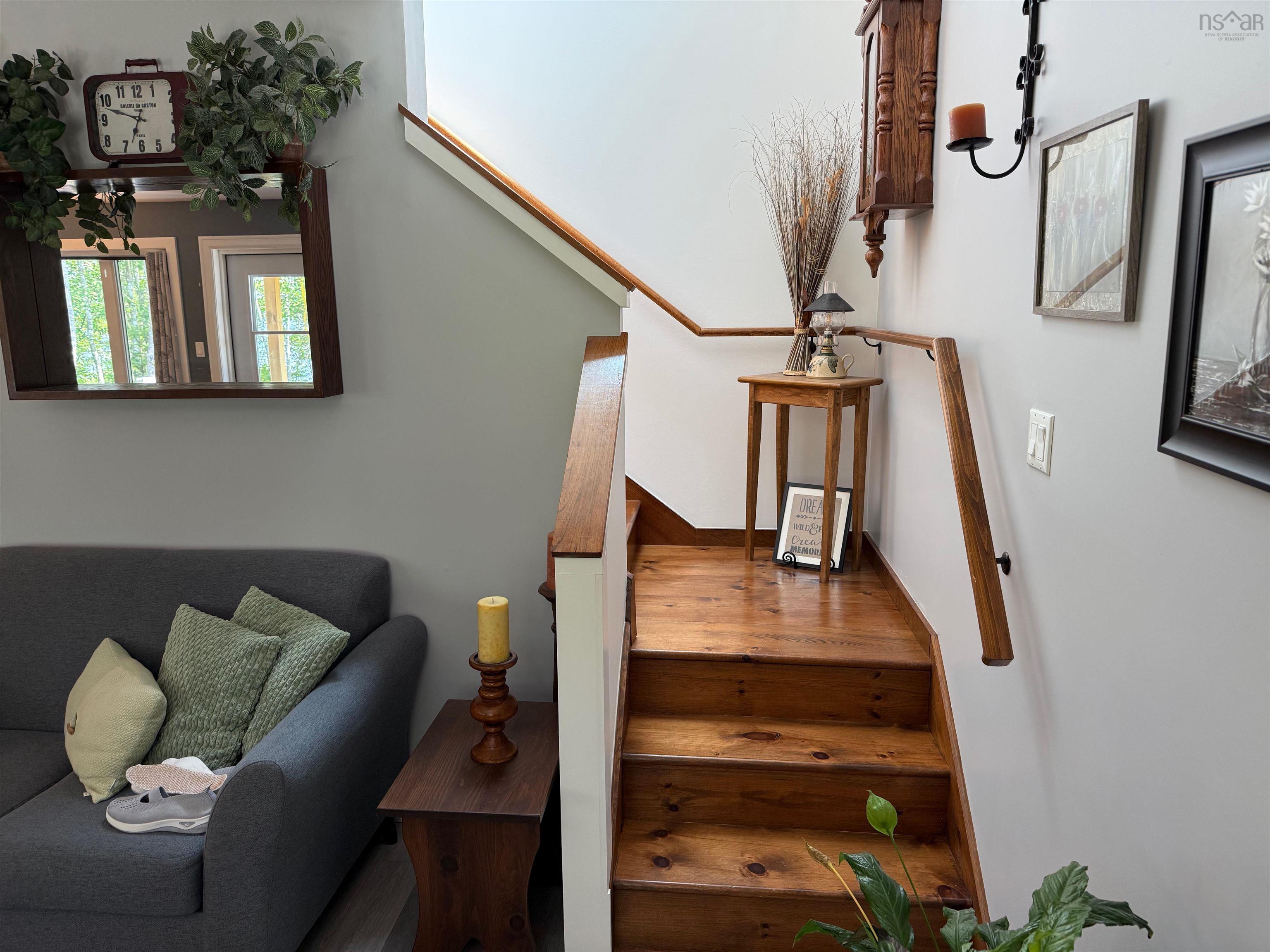 $749,900.00: 4 62 Western Point Lane, East Uniacke