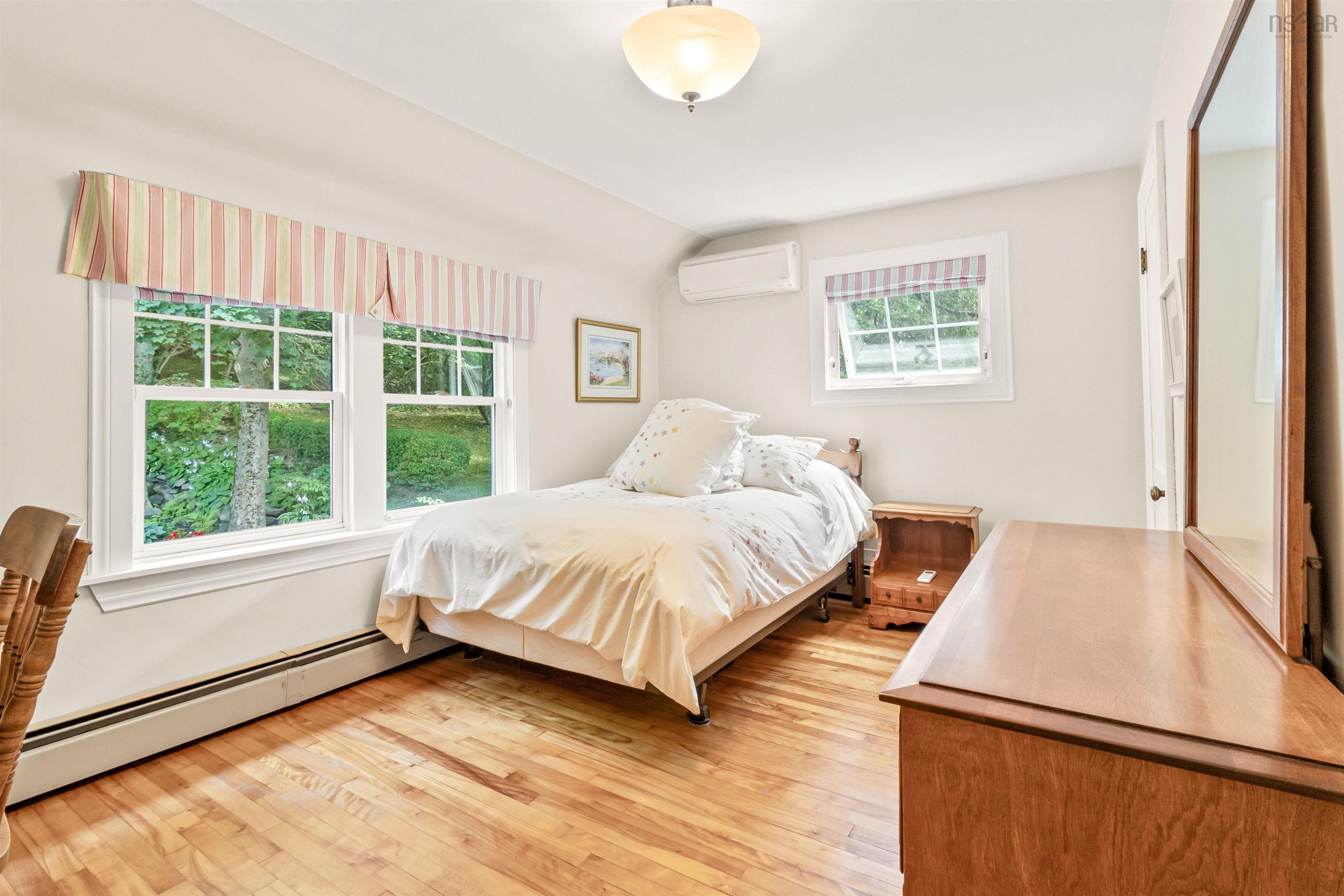 $618,900.00: 151 Pleasant Street, Dartmouth