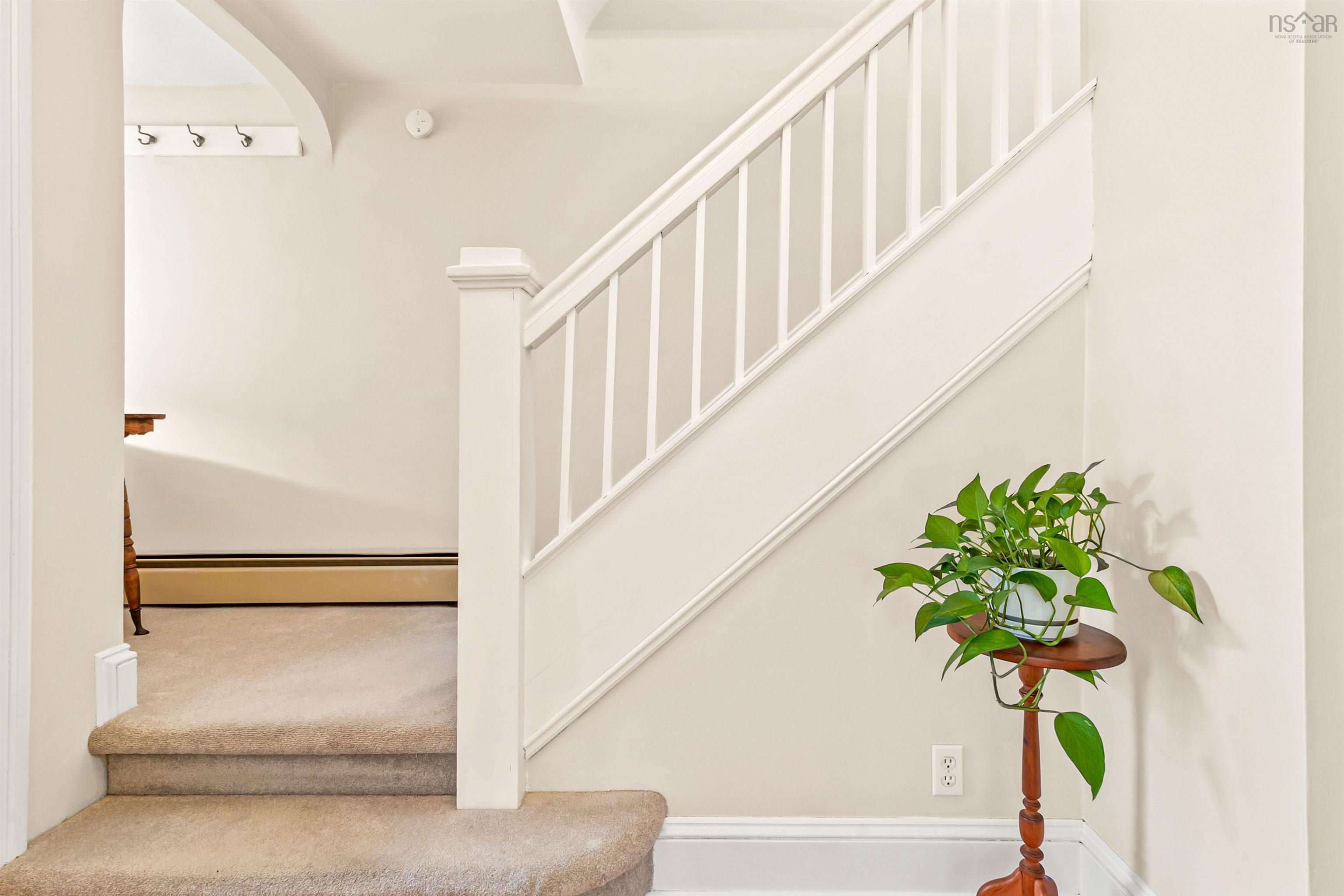 $618,900.00: 151 Pleasant Street, Dartmouth