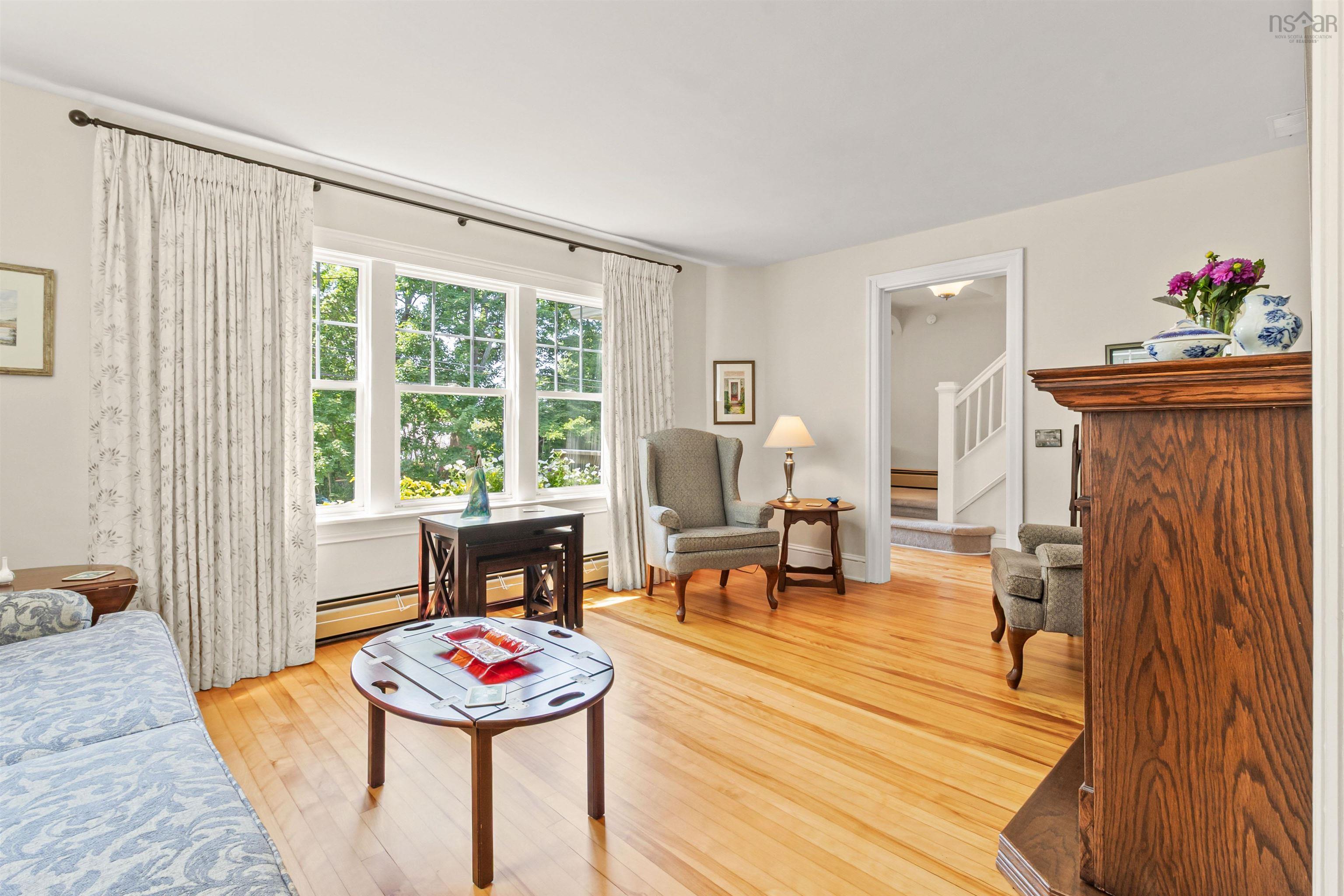 $618,900.00: 151 Pleasant Street, Dartmouth