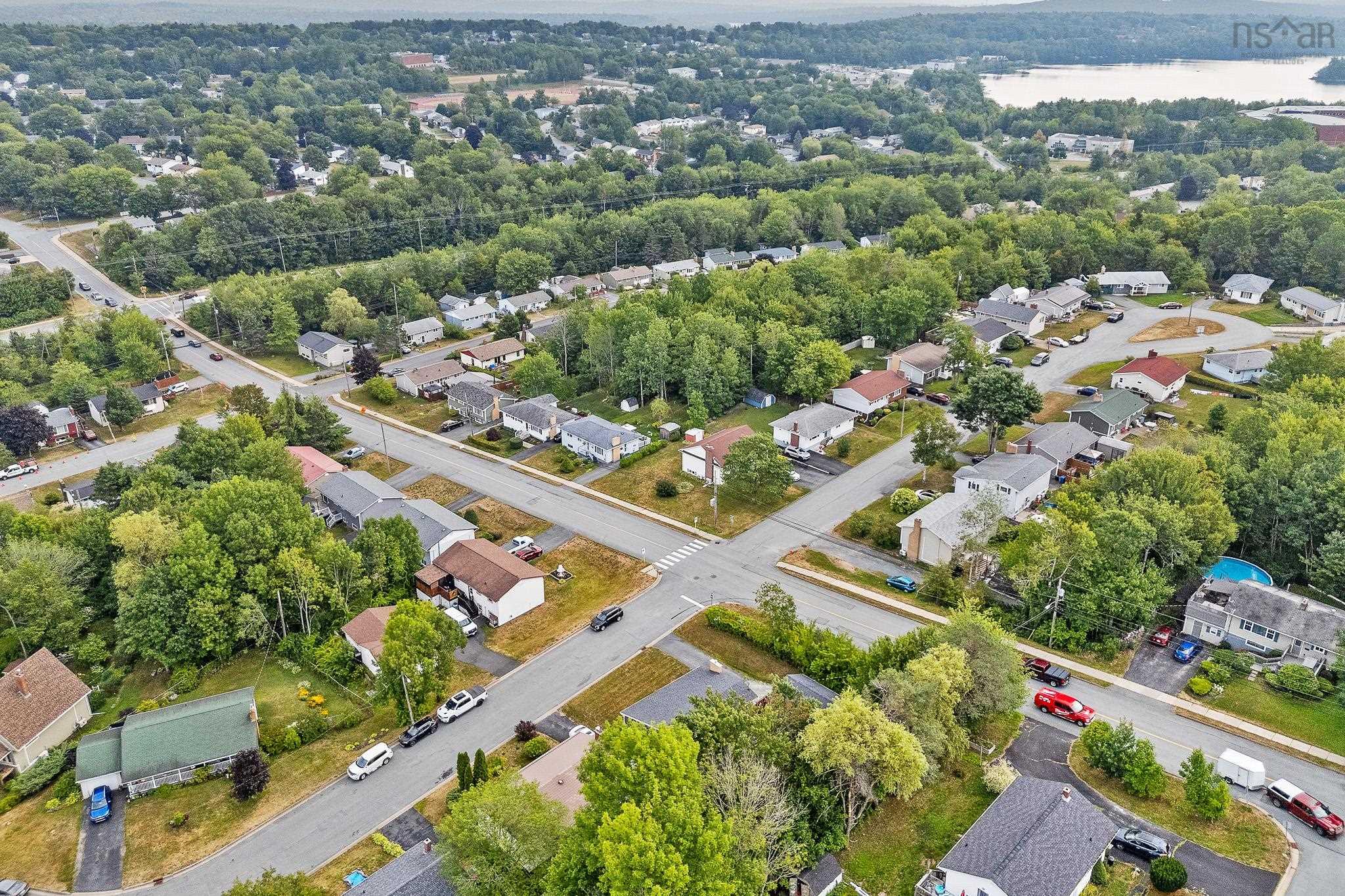 $474,900.00: 2 Candlewood Lane, Lower Sackville