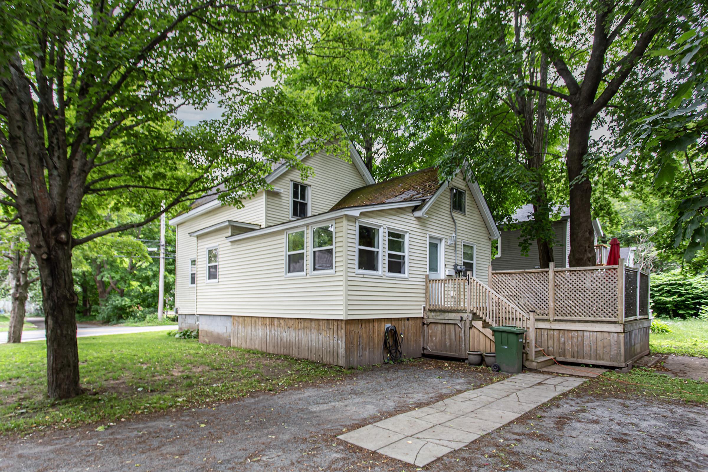 $275,000.00: 27 Canaan Avenue, Kentville