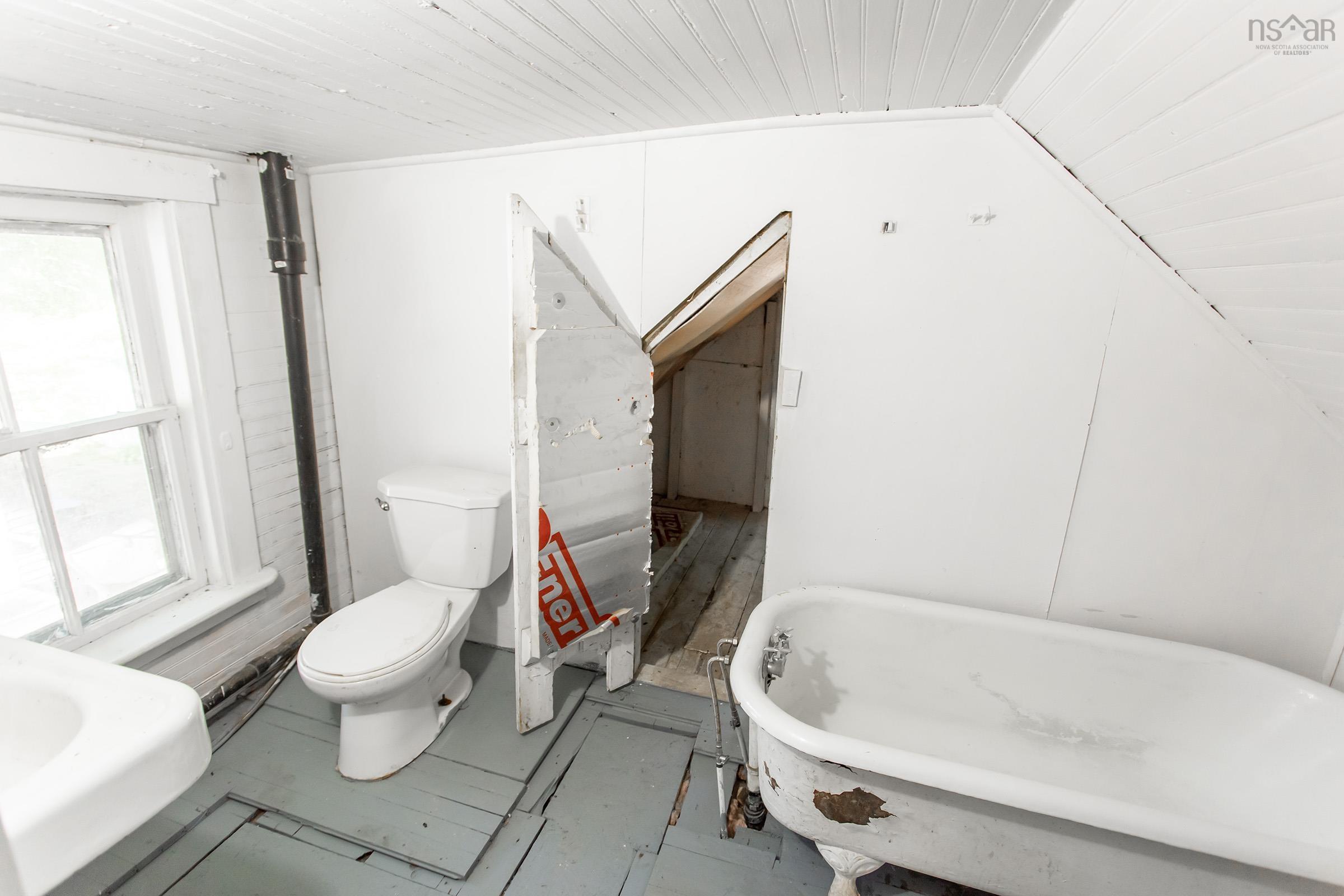 $275,000.00: 27 Canaan Avenue, Kentville