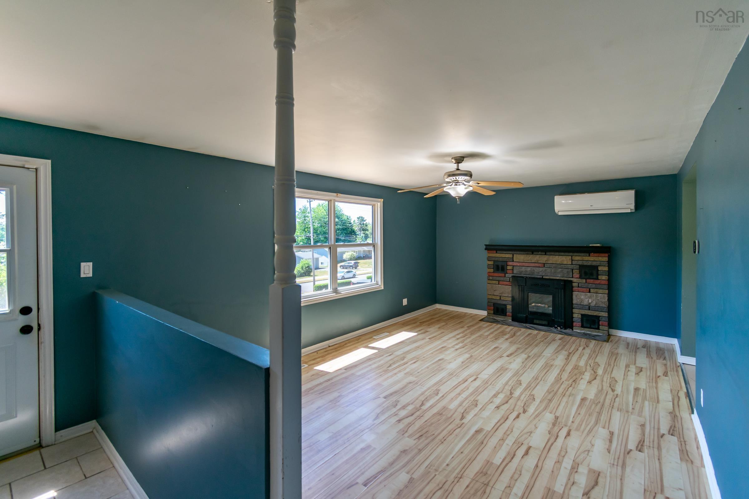 $349,900.00: 495 Pine Ridge Avenue, Kingston