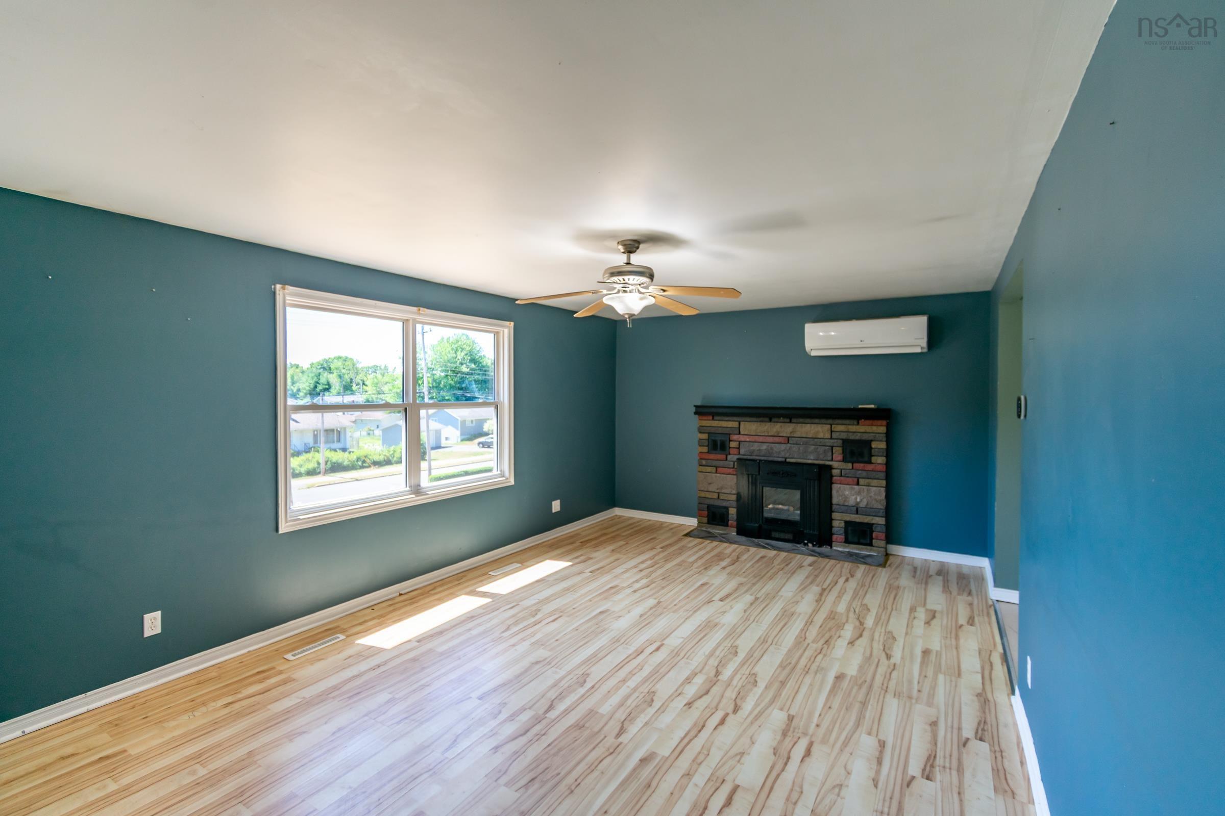 $349,900.00: 495 Pine Ridge Avenue, Kingston