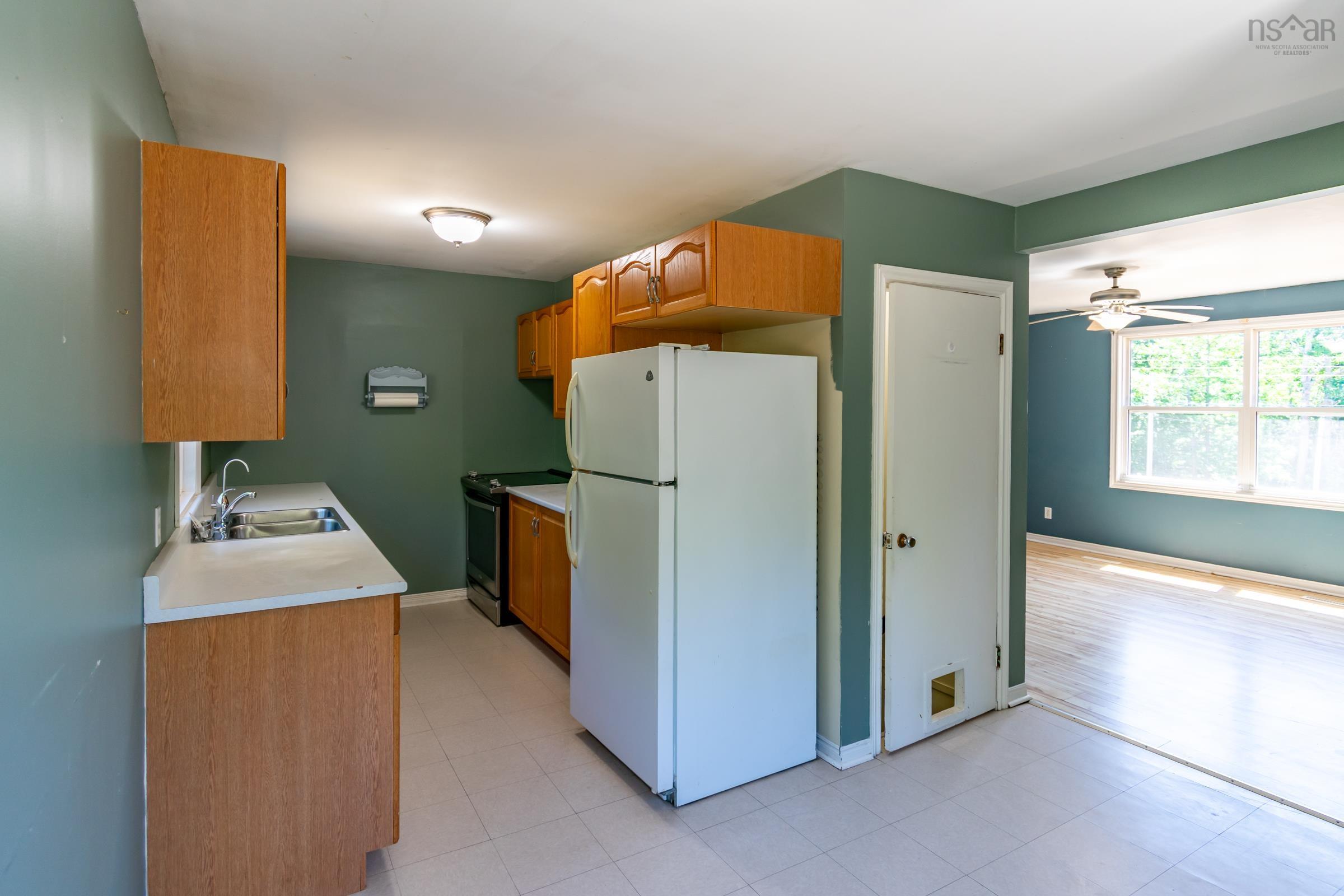 $349,900.00: 495 Pine Ridge Avenue, Kingston