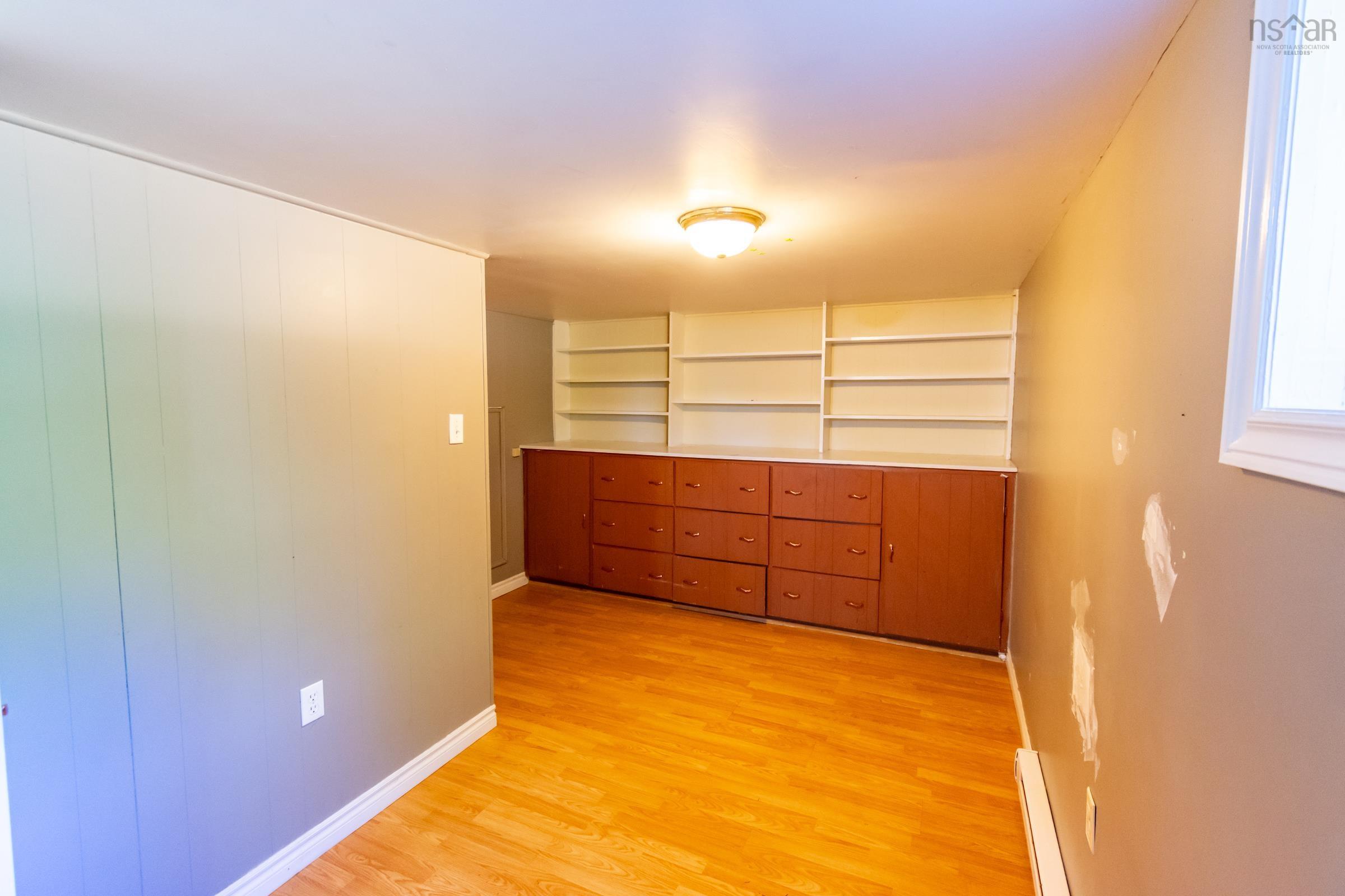 $349,900.00: 495 Pine Ridge Avenue, Kingston