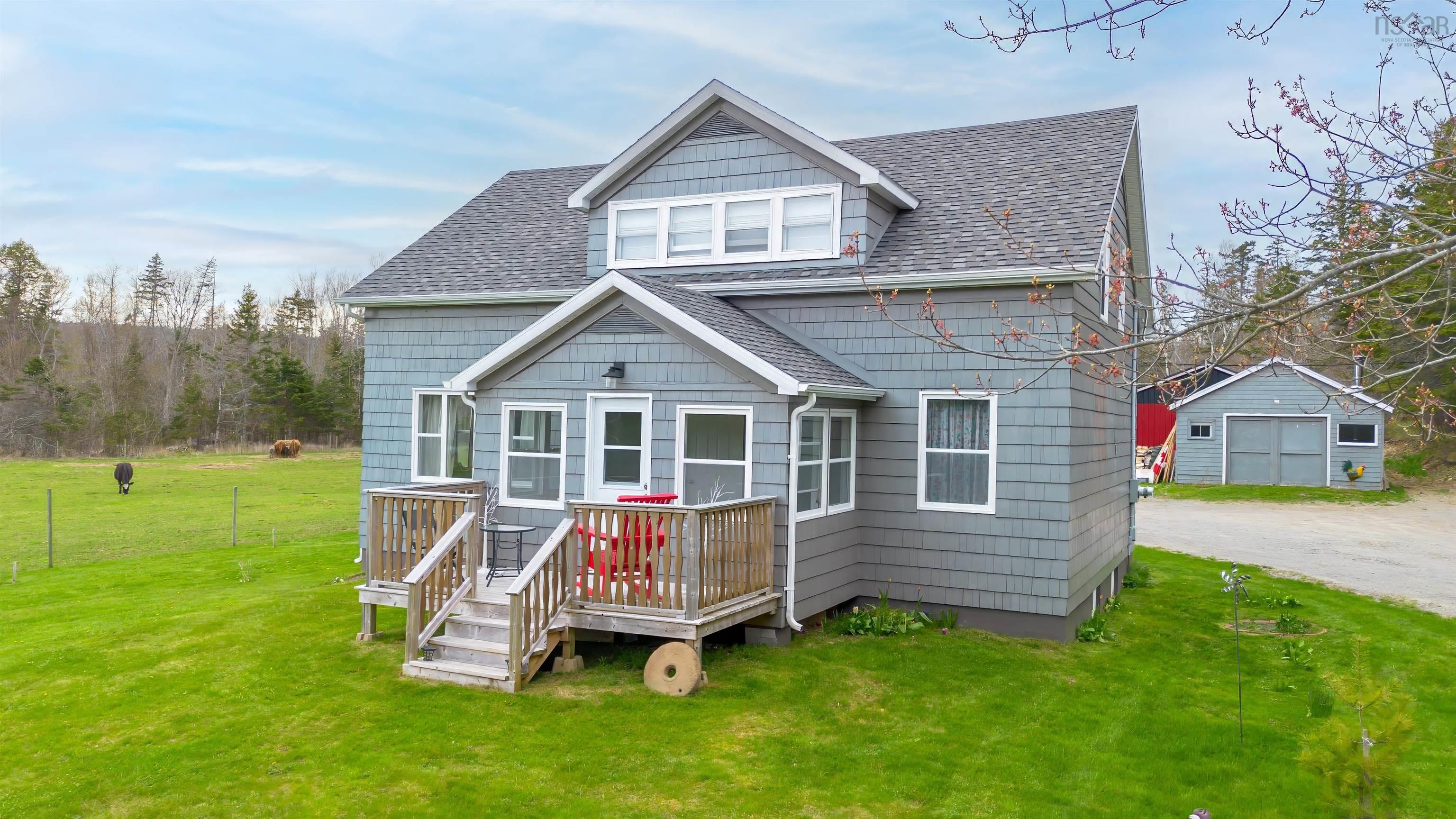 $474,000.00: 2792 Grand Mira North Road, Marion Bridge