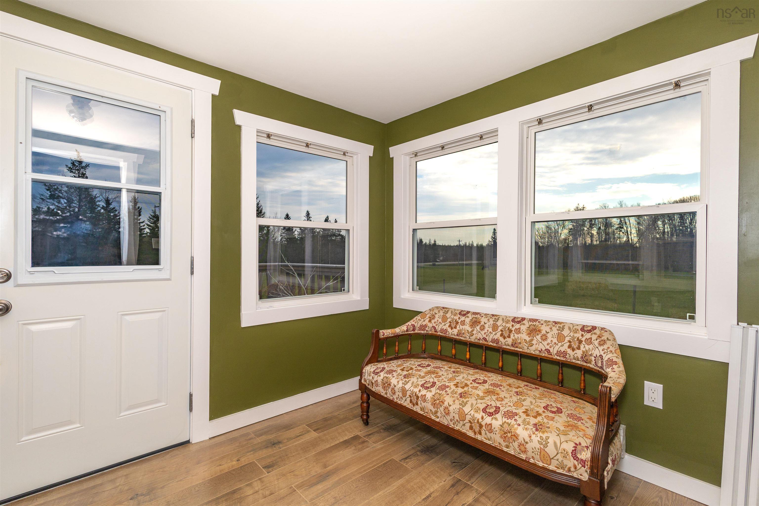 $474,000.00: 2792 Grand Mira North Road, Marion Bridge