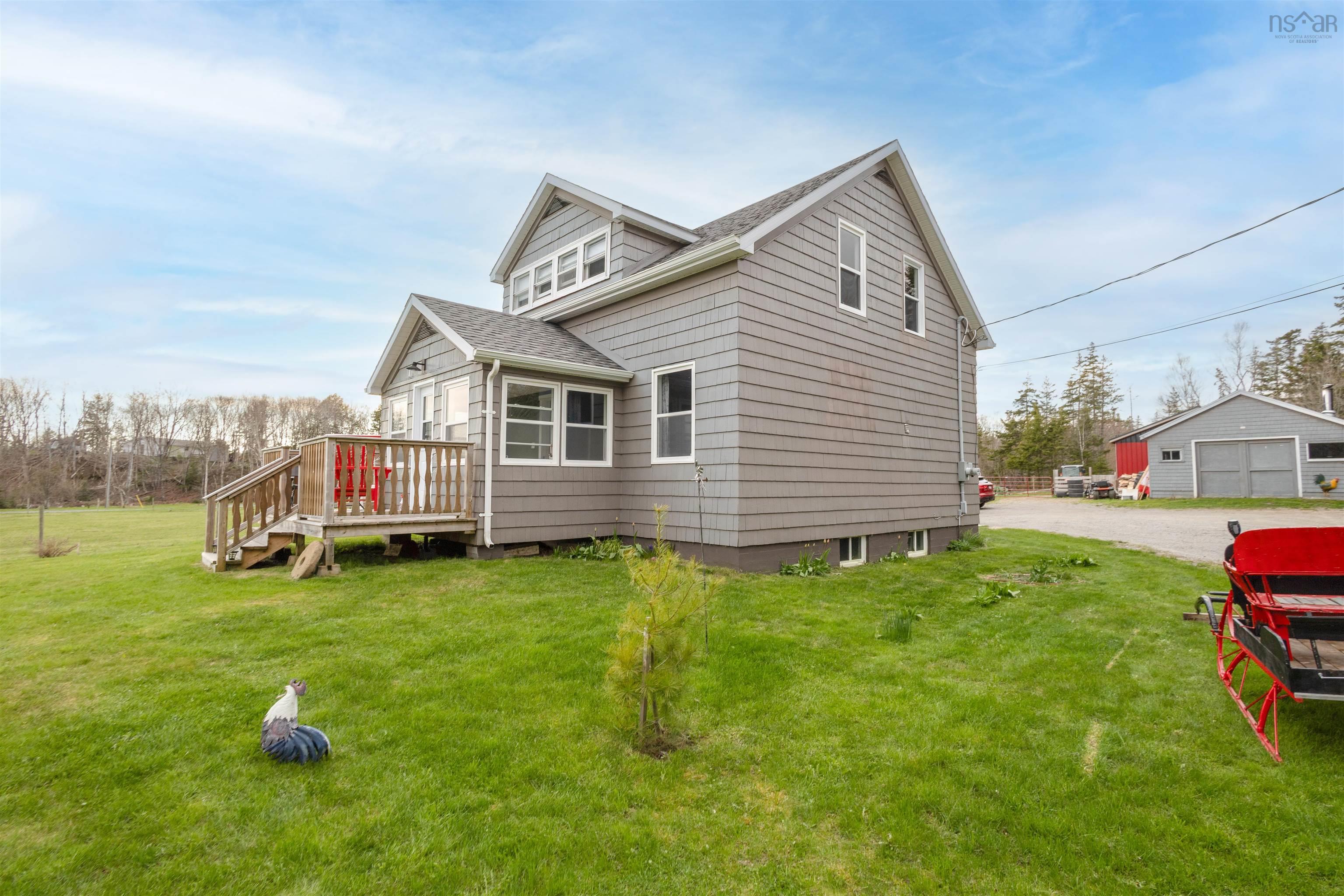 $474,000.00: 2792 Grand Mira North Road, Marion Bridge