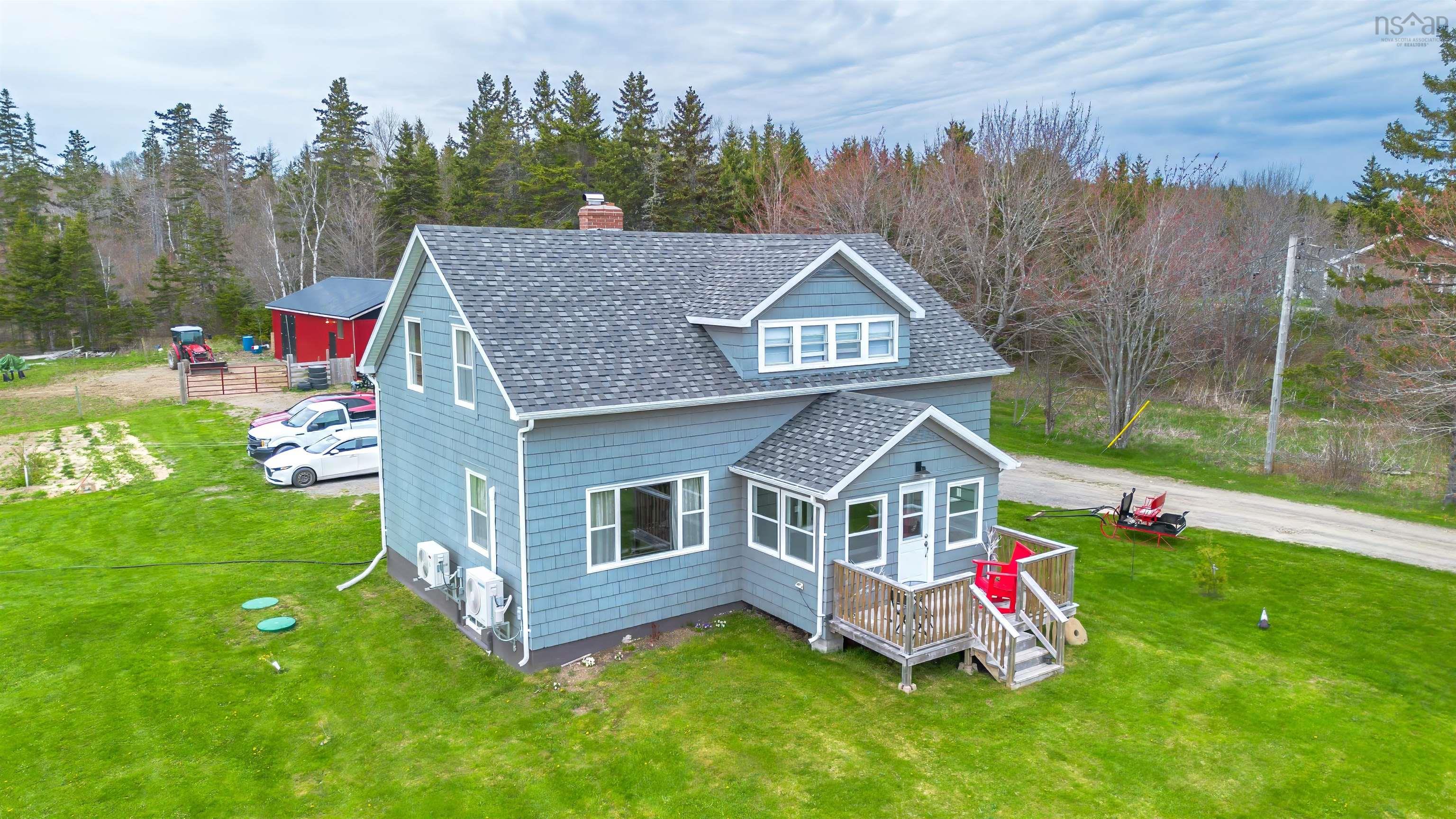 $474,000.00: 2792 Grand Mira North Road, Marion Bridge