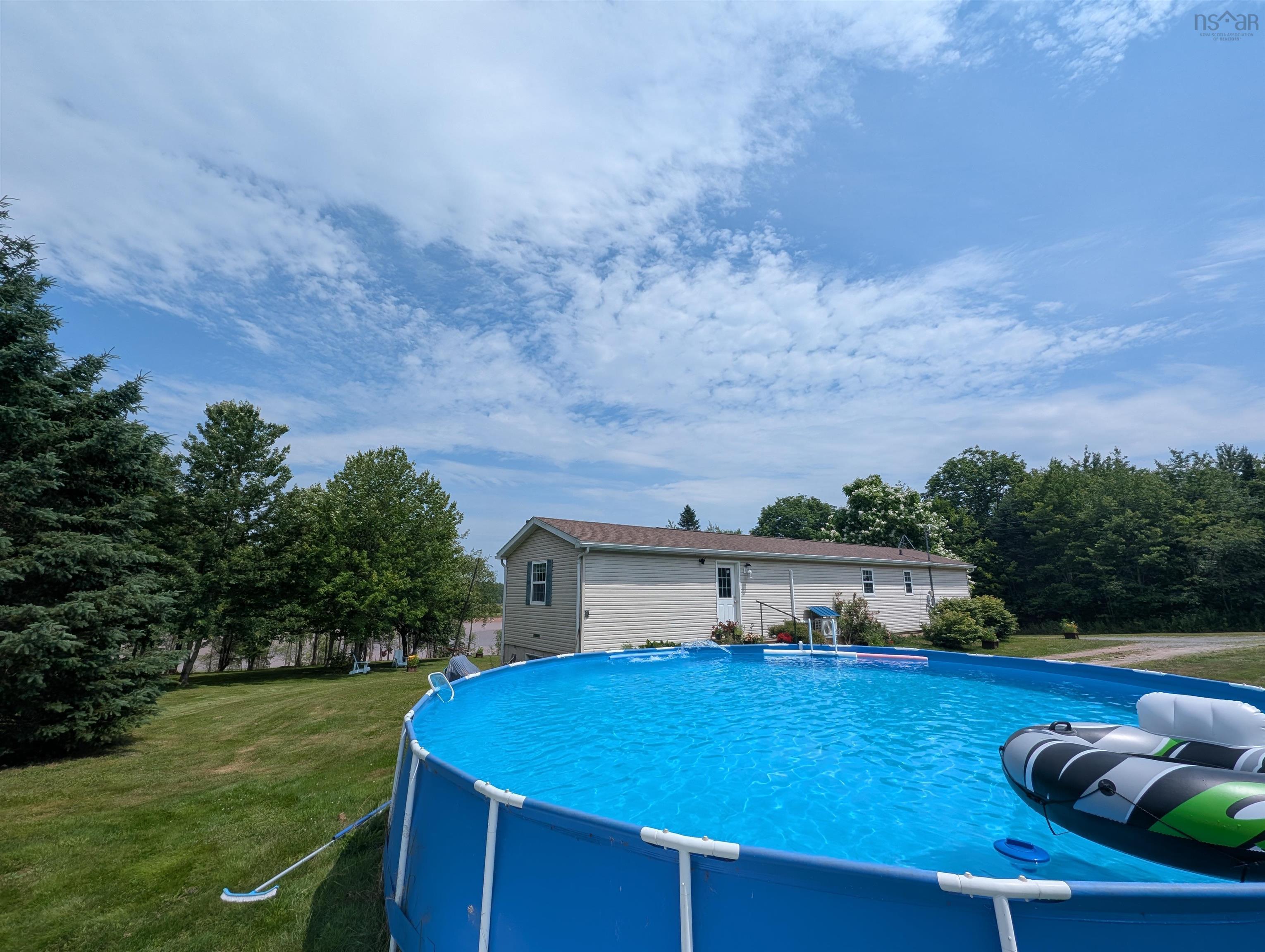 $449,900.00: 13131 Highway 215, East Hants