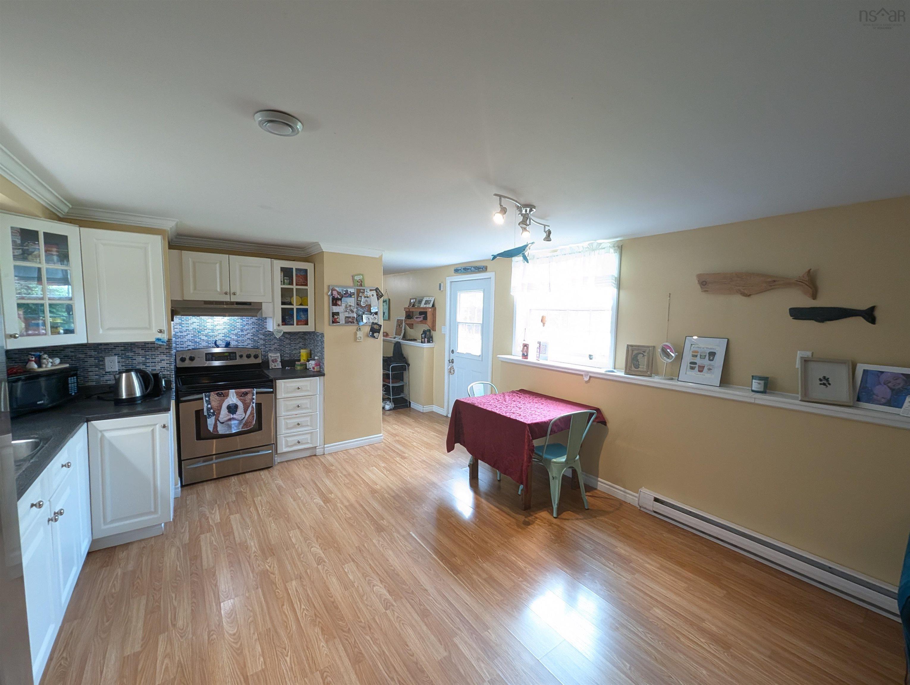 $449,900.00: 13131 Highway 215, East Hants