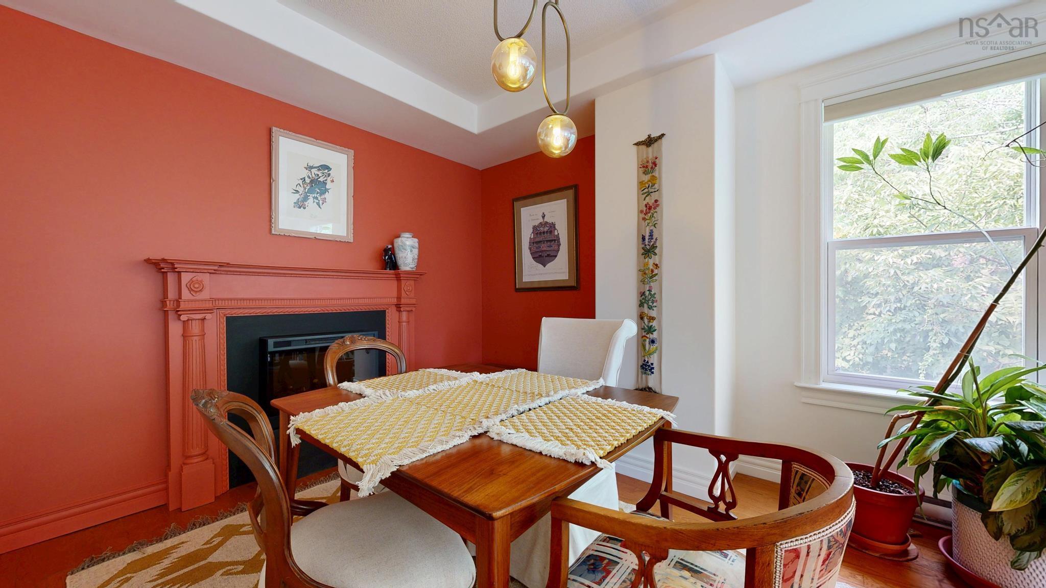 $474,900.00: 308 476 Main Street, Mahone Bay